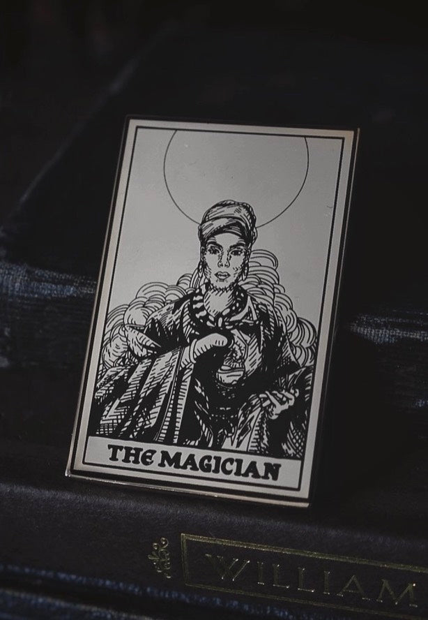 Lively Ghosts - The Magician Tarot Silver - Pin | Neutral-Image