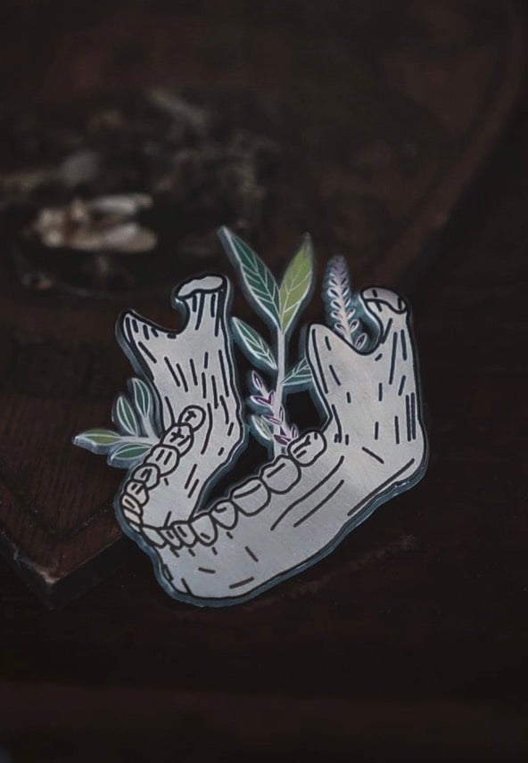 Lively Ghosts - Wilted - Pin | Neutral-Image