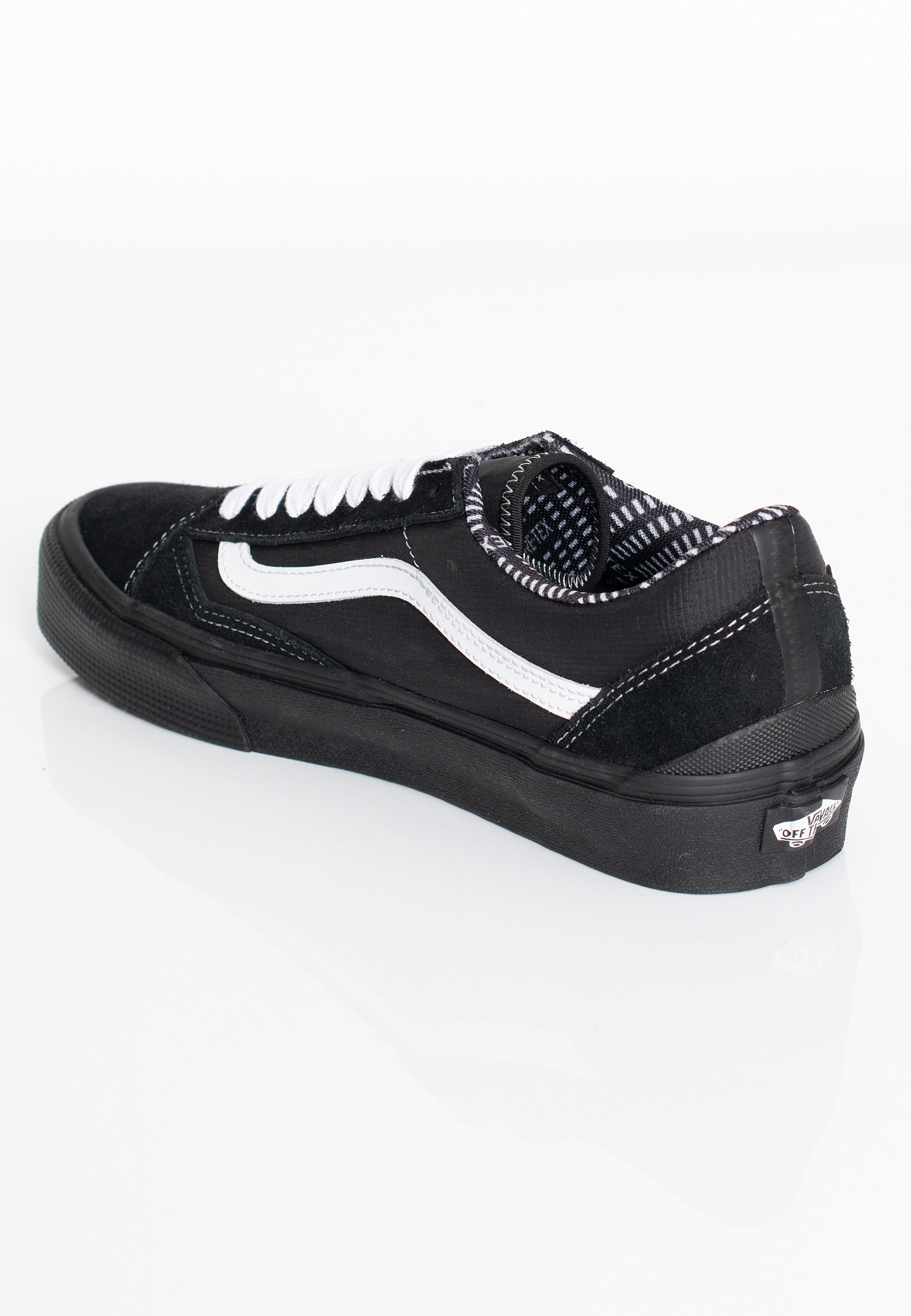 Vans - Old Skool Gore-Tex Black - Shoes | Men-Image