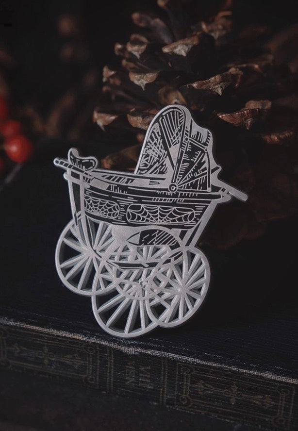 Lively Ghosts - Dark Carriage - Pin | Neutral-Image