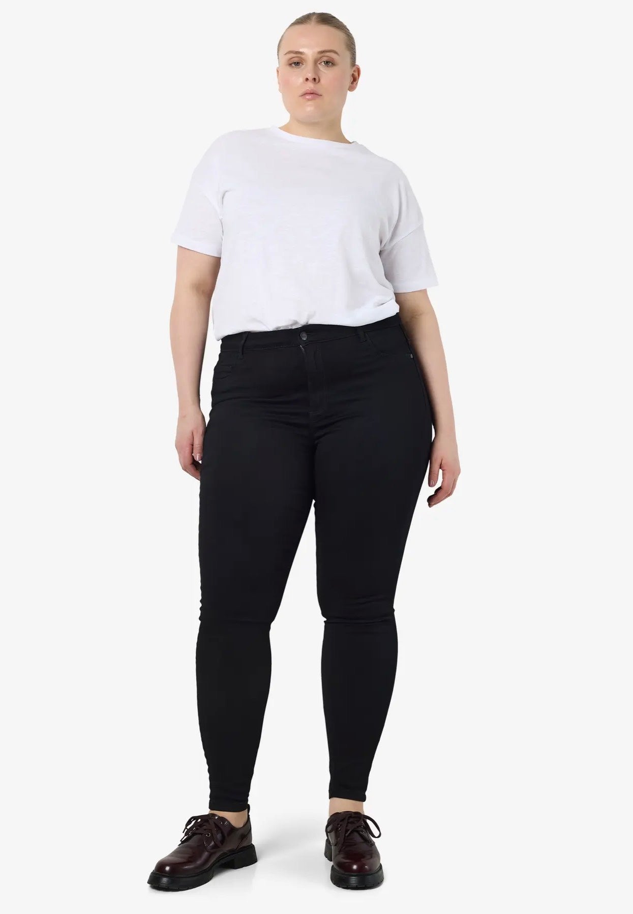 Noisy May - Callie Curve Black Denim - Jeans | Women-Image