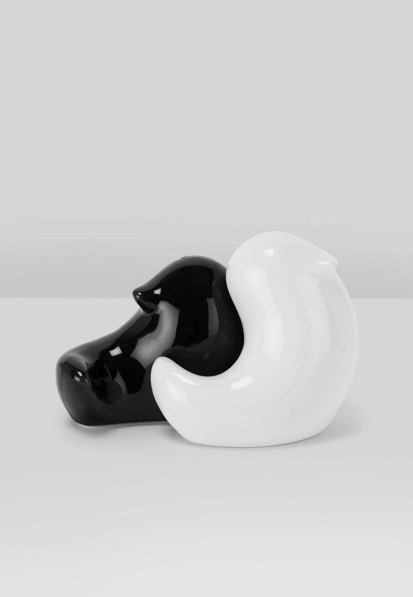 Killstar - BOO EEK Black/White - Salt and Pepper Shakers | Neutral-Image