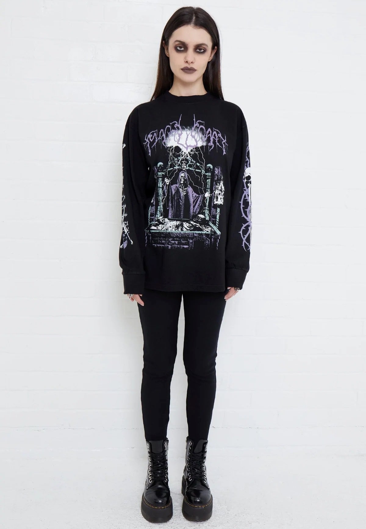 Mary Wyatt - Crypt Wizard Black - Longsleeve | Women-Image