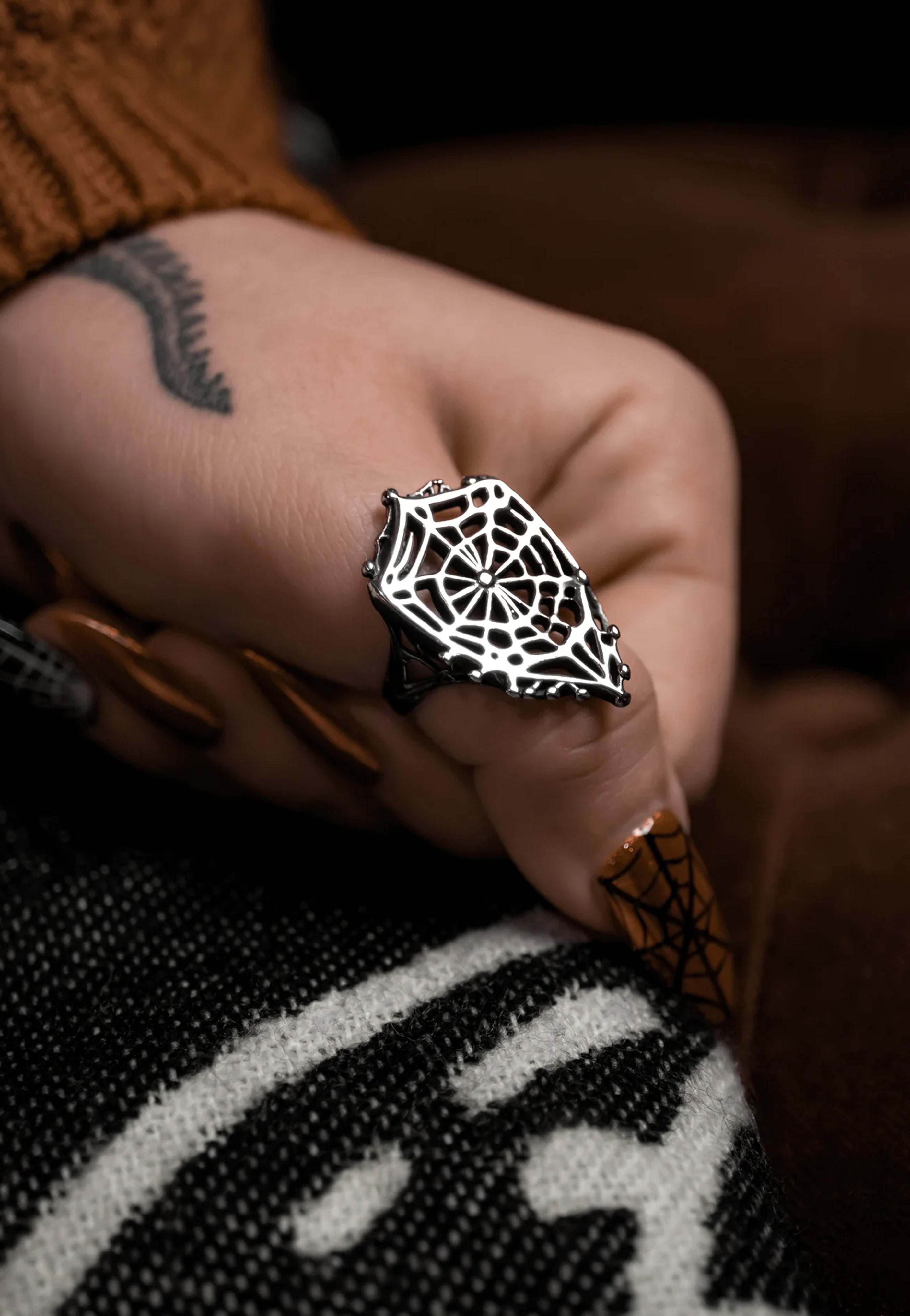Lively Ghosts - Arachne - Ring | Neutral-Image