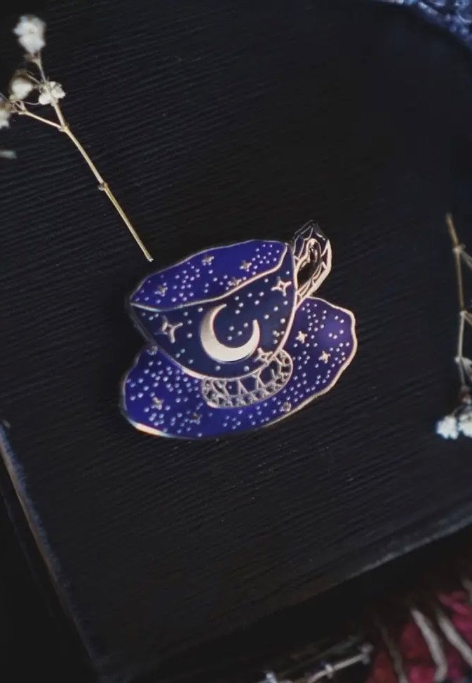 Lively Ghosts - Cup of Stars Purple - Pin | Neutral-Image