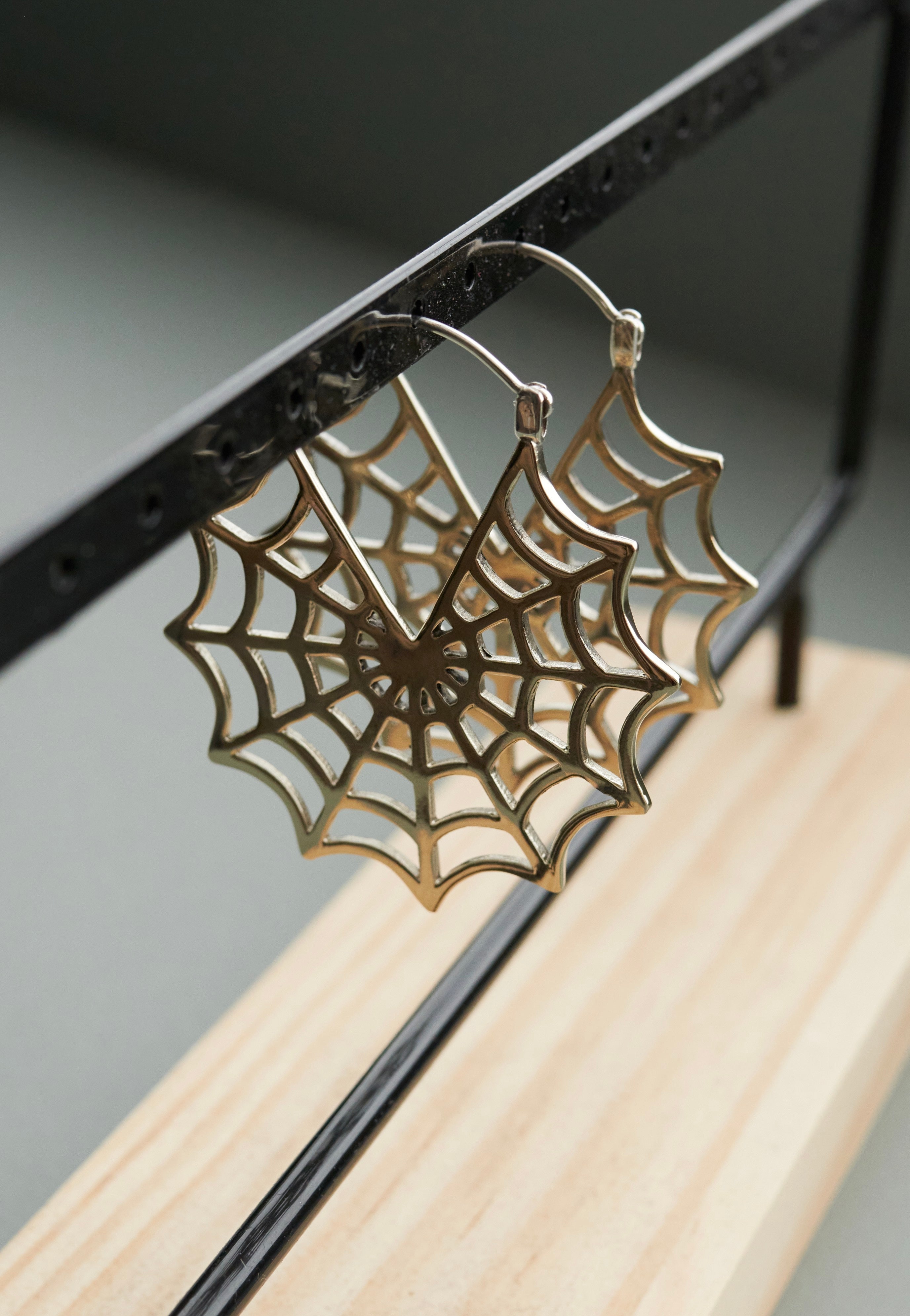 Ask & Embla - Lilith Cobweb Silver - Earrings | Neutral-Image