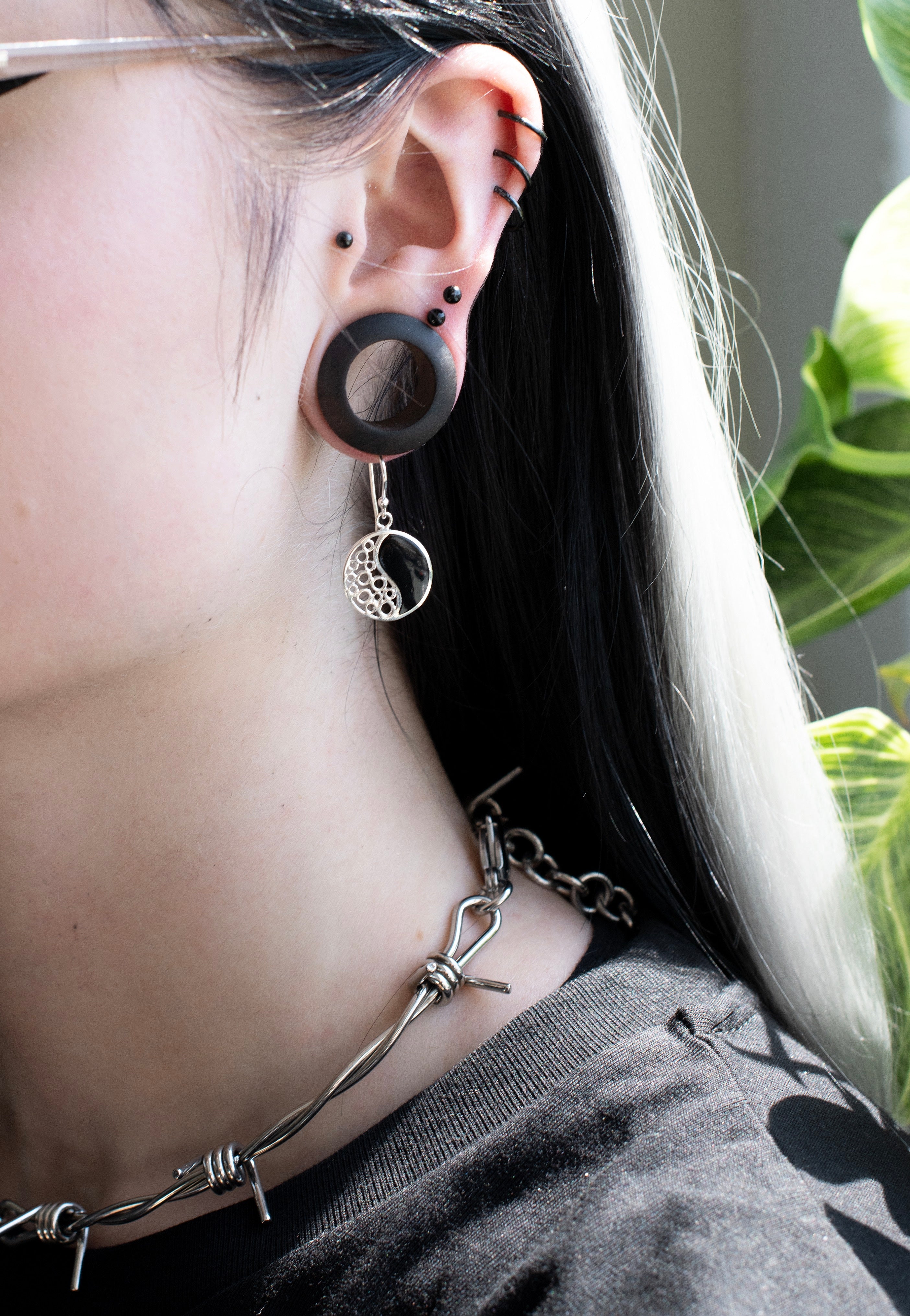 etNox - Yin Yang Silver - Earrings | Neutral-Image