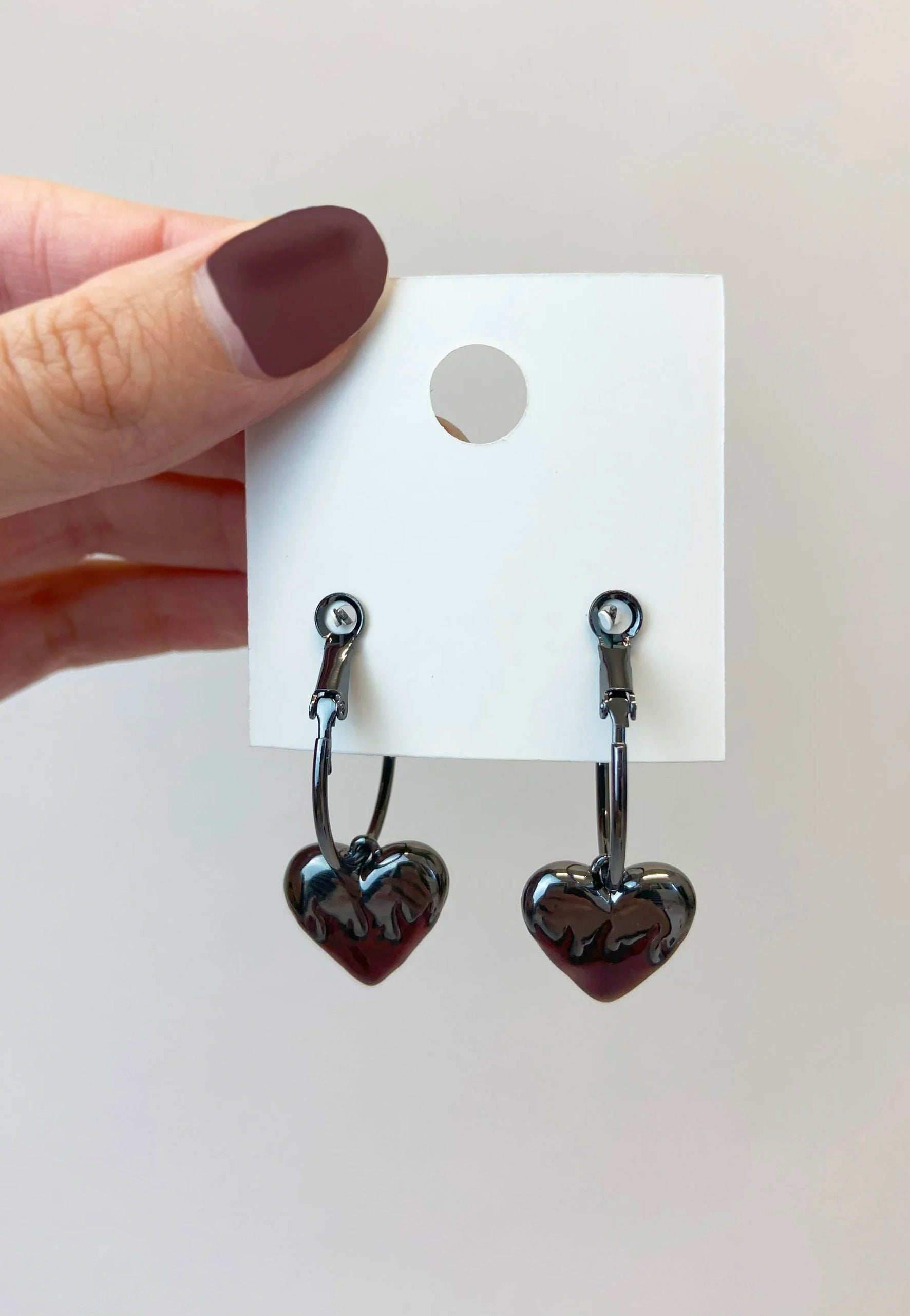 Pamela Mann - Flame Heart - Earrings | Neutral-Image