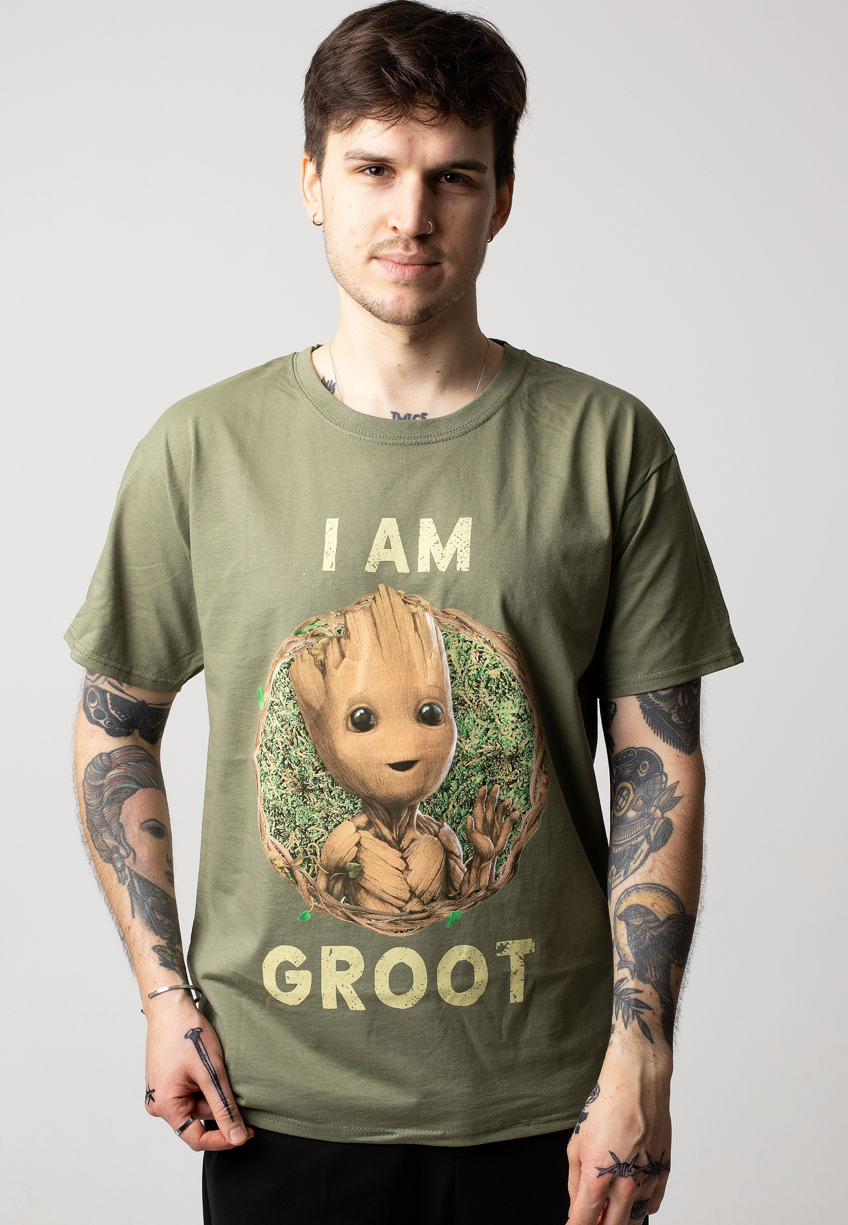Guardians Of The Galaxy - I Am Groot Badge Olive - T-Shirt | Men-Image