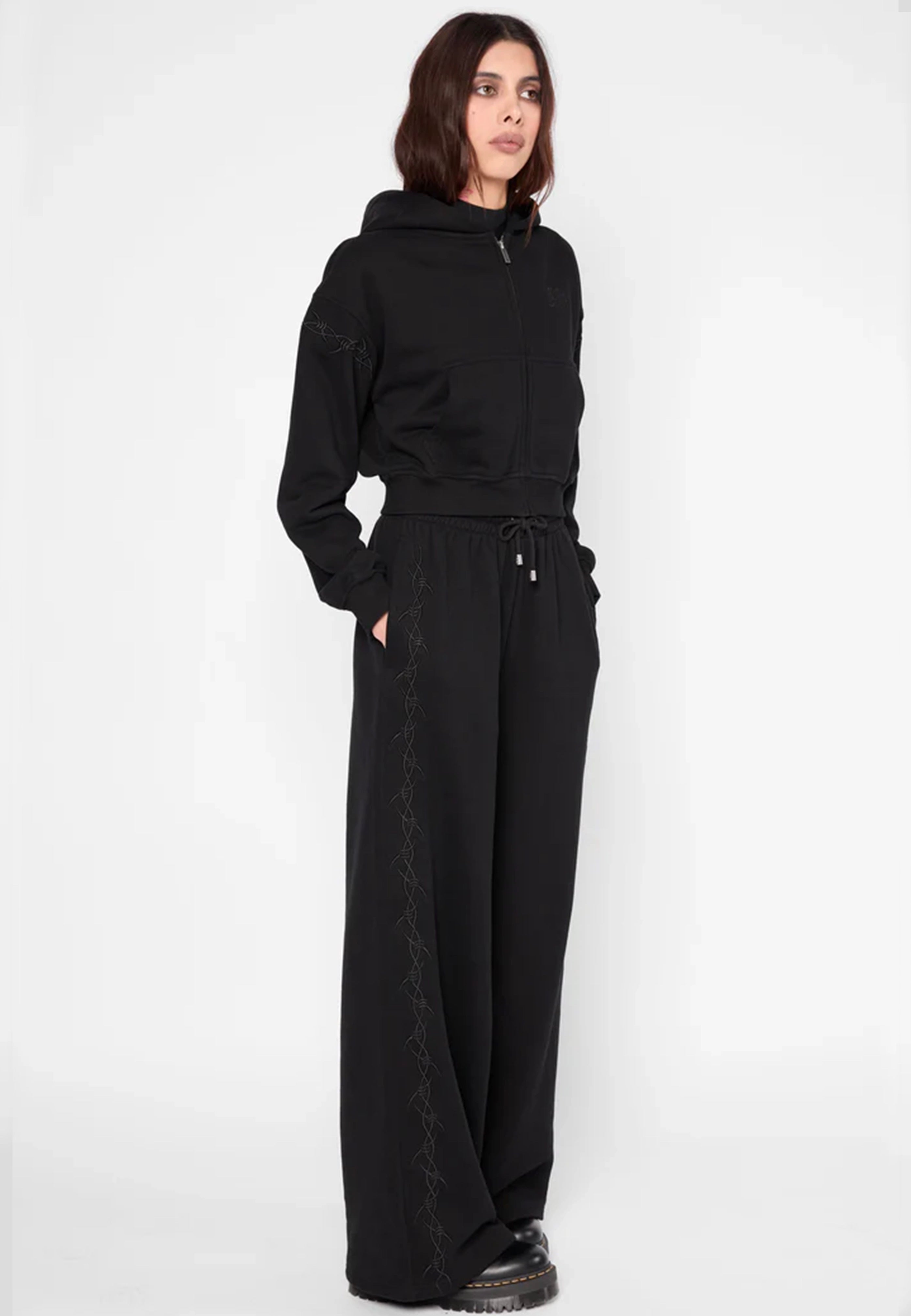 Mary Wyatt - Immure Black - Sweat Pants | Women-Image