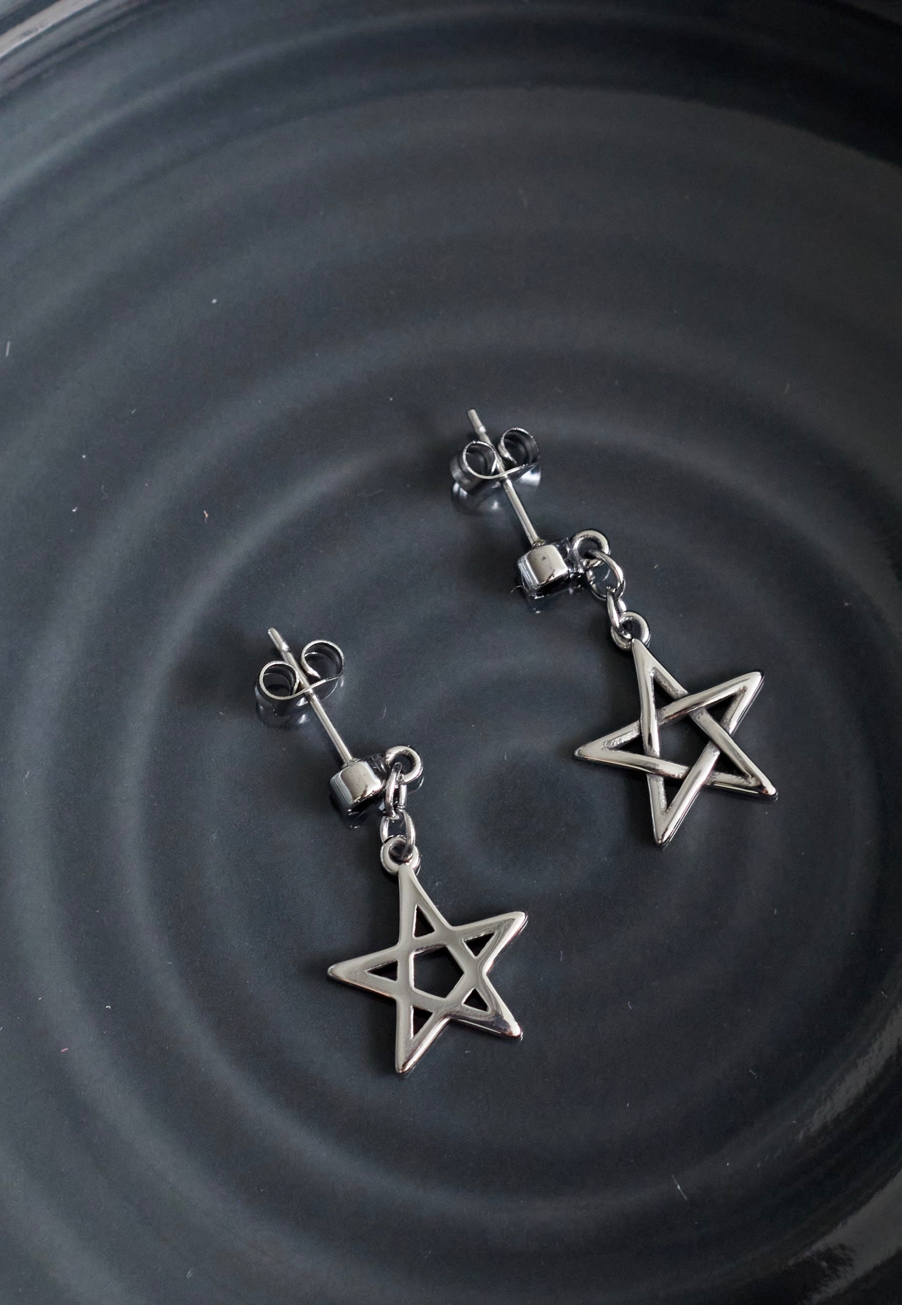 etNox - Pentagramm Black Silver - Earrings | Neutral-Image