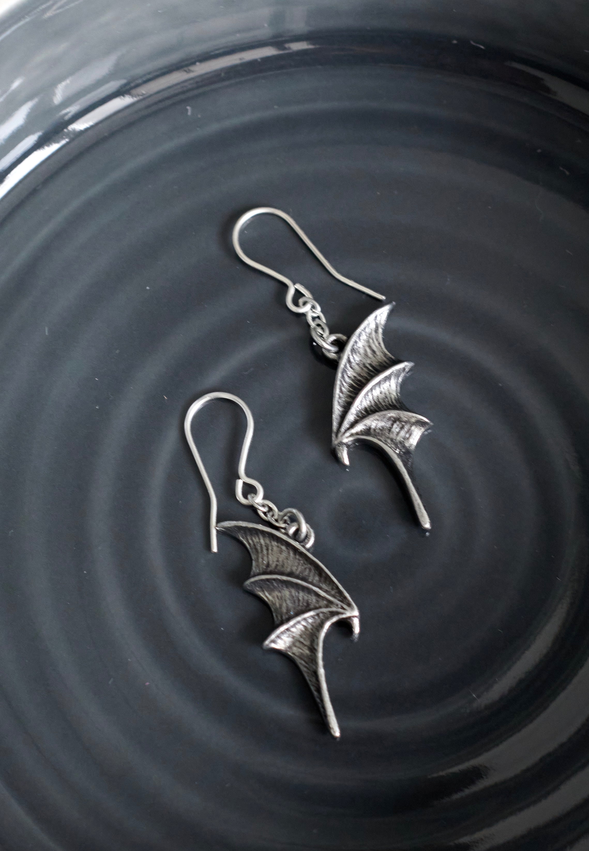 Alchemy England - A Night With Goethe Droppers Silver - Earrings | Neutral-Image