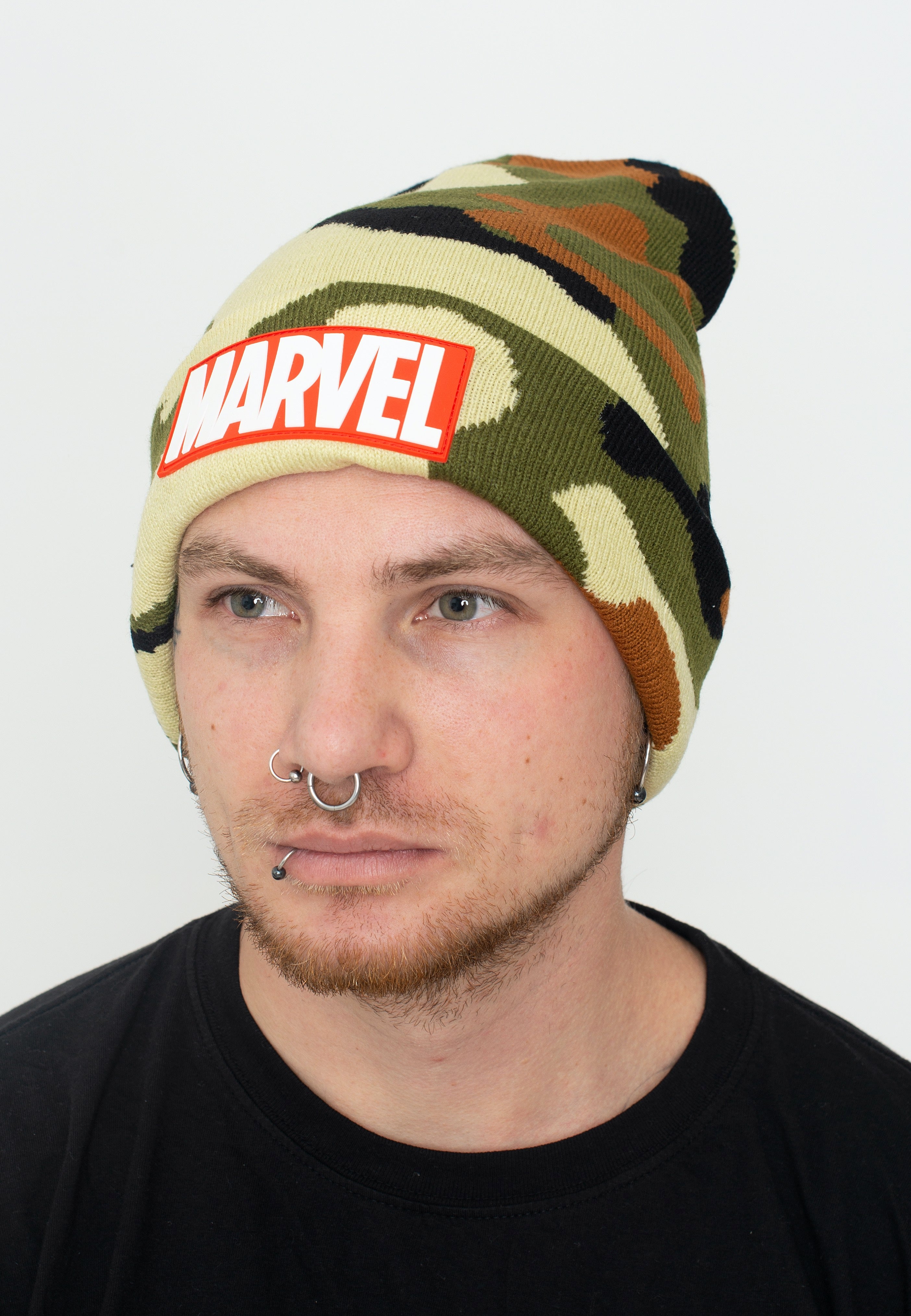 Marvel Comics - Logo Beanie + Gloves - Gift Set | Neutral-Image