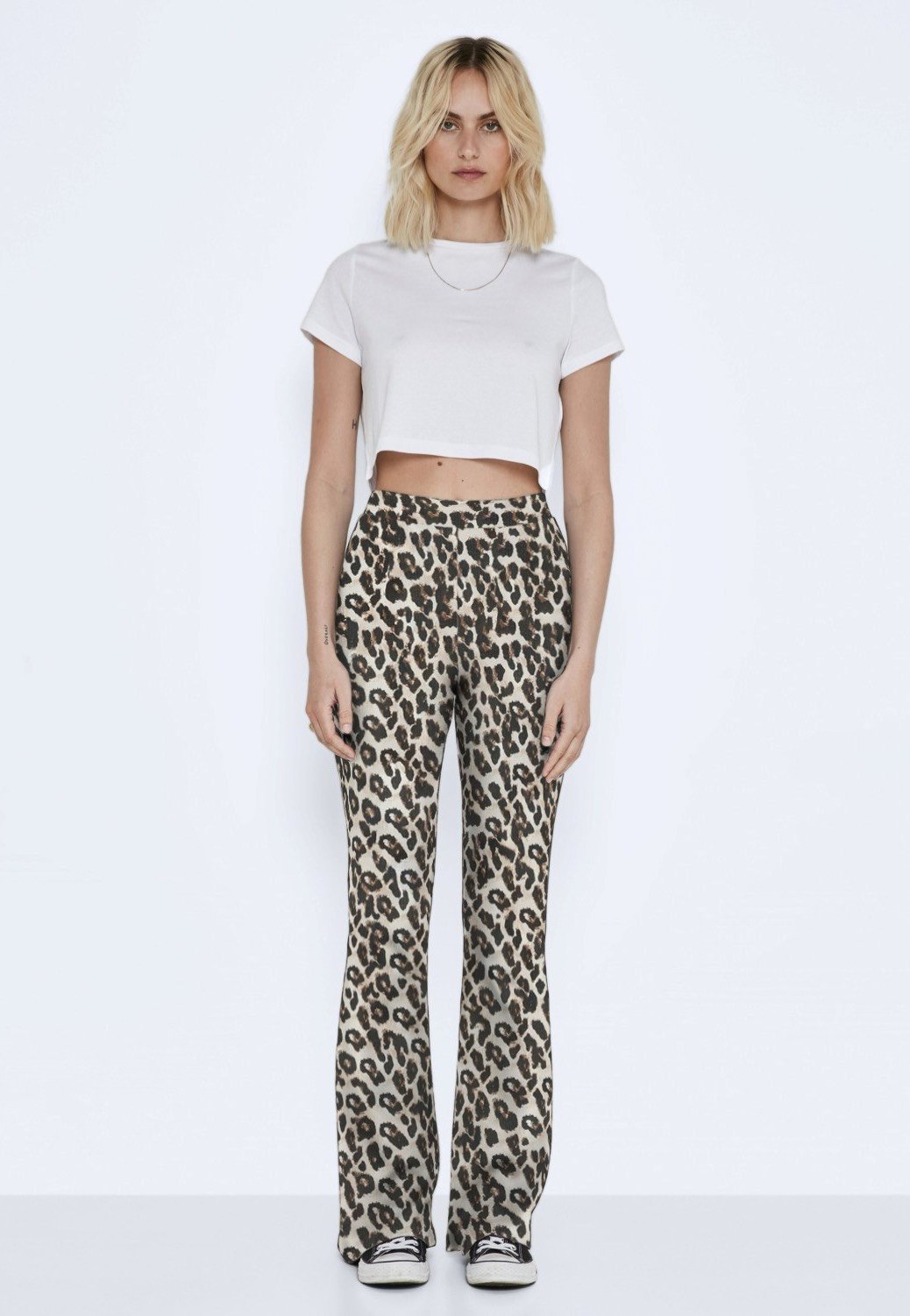 Noisy May - Pasa High Waist Flared Black Leo - Pants | Women-Image