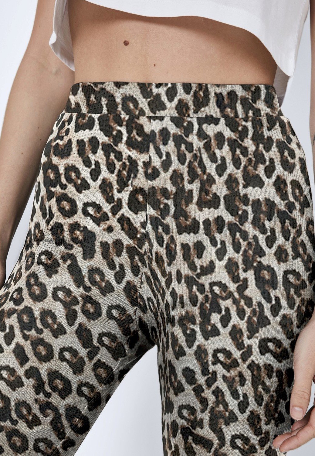 Noisy May - Pasa High Waist Flared Black Leo - Pants | Women-Image