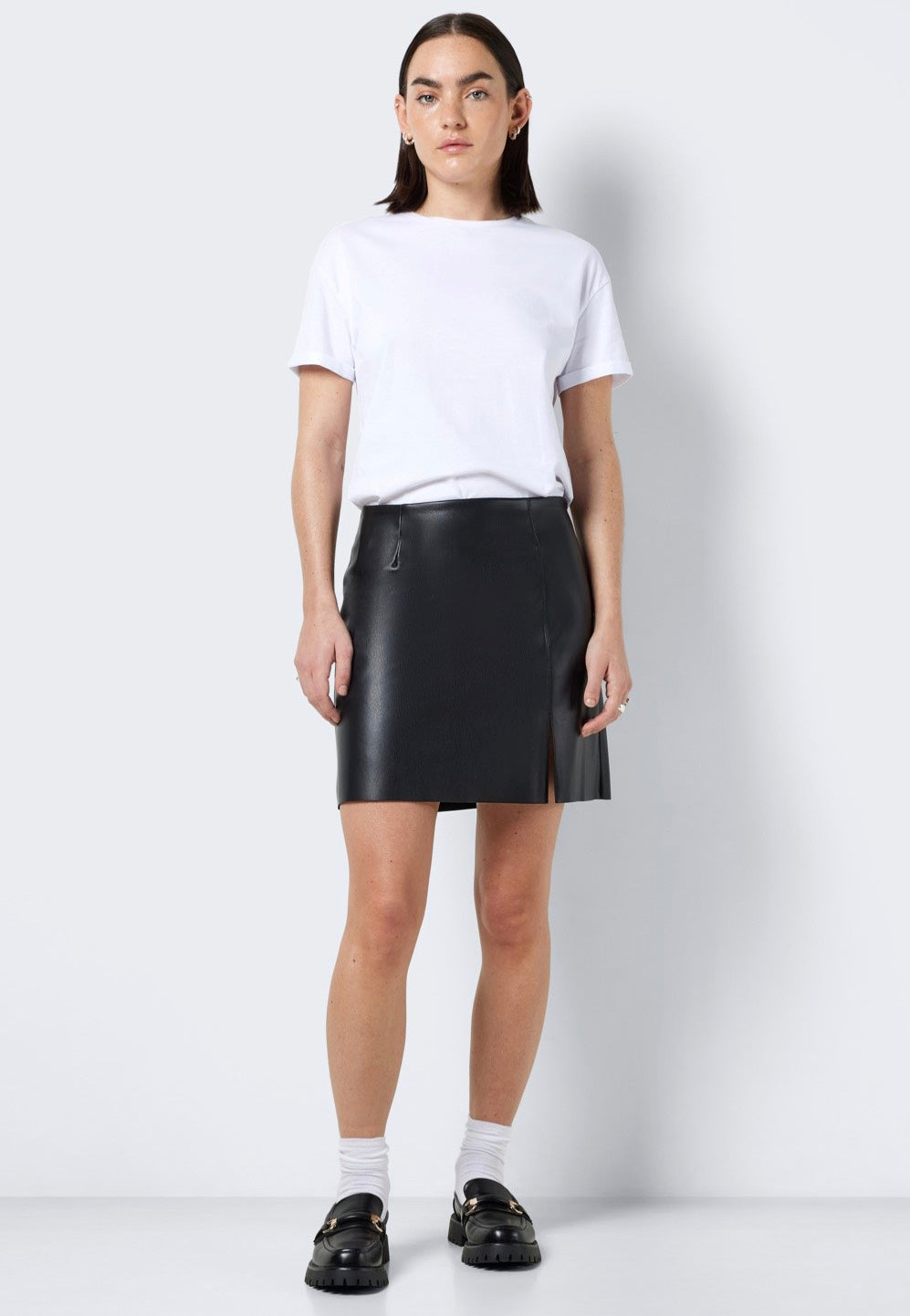 Noisy May - Clara Penny Pu Slit Black - Mini Skirt | Women-Image