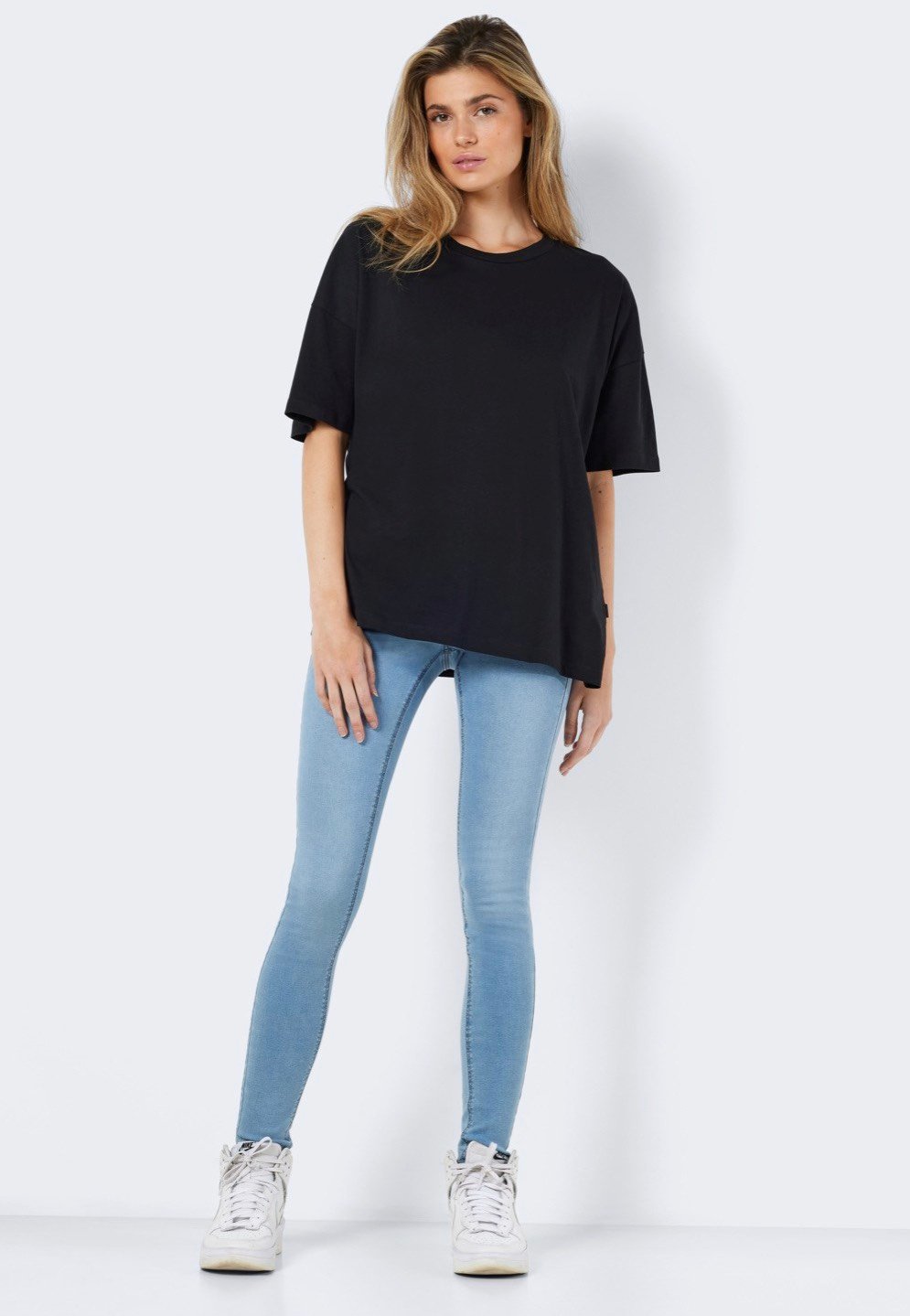 Noisy May - Ida O Neck Black - Top | Women-Image