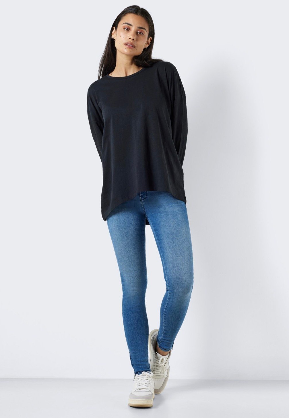 Noisy May - Mathilde O Neck High/Low Top Black - Longsleeve | Women-Image