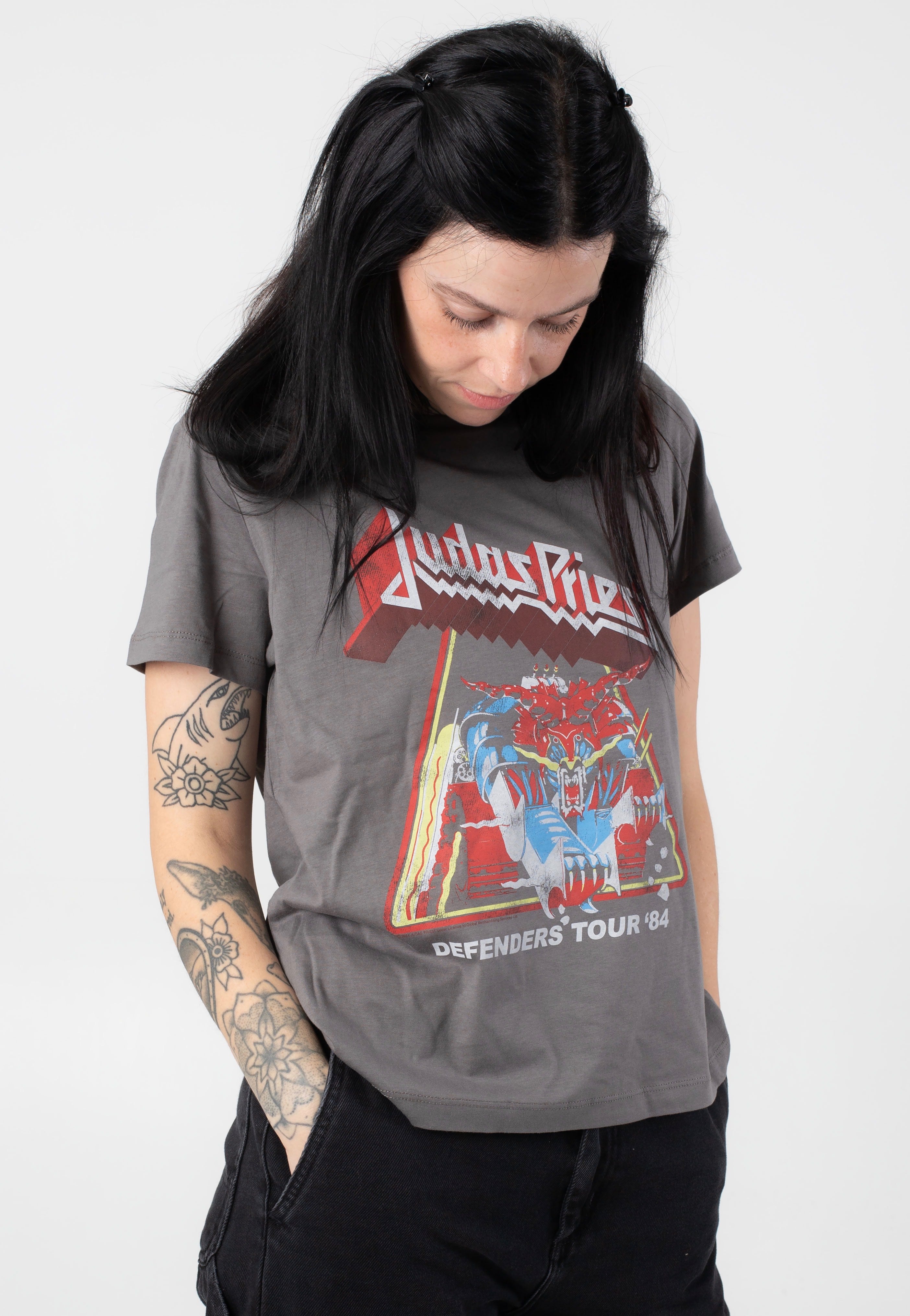 Noisy May x Judas Priest - Nate Defenders Tour Charcoal Gray - T-Shirt | Women-Image