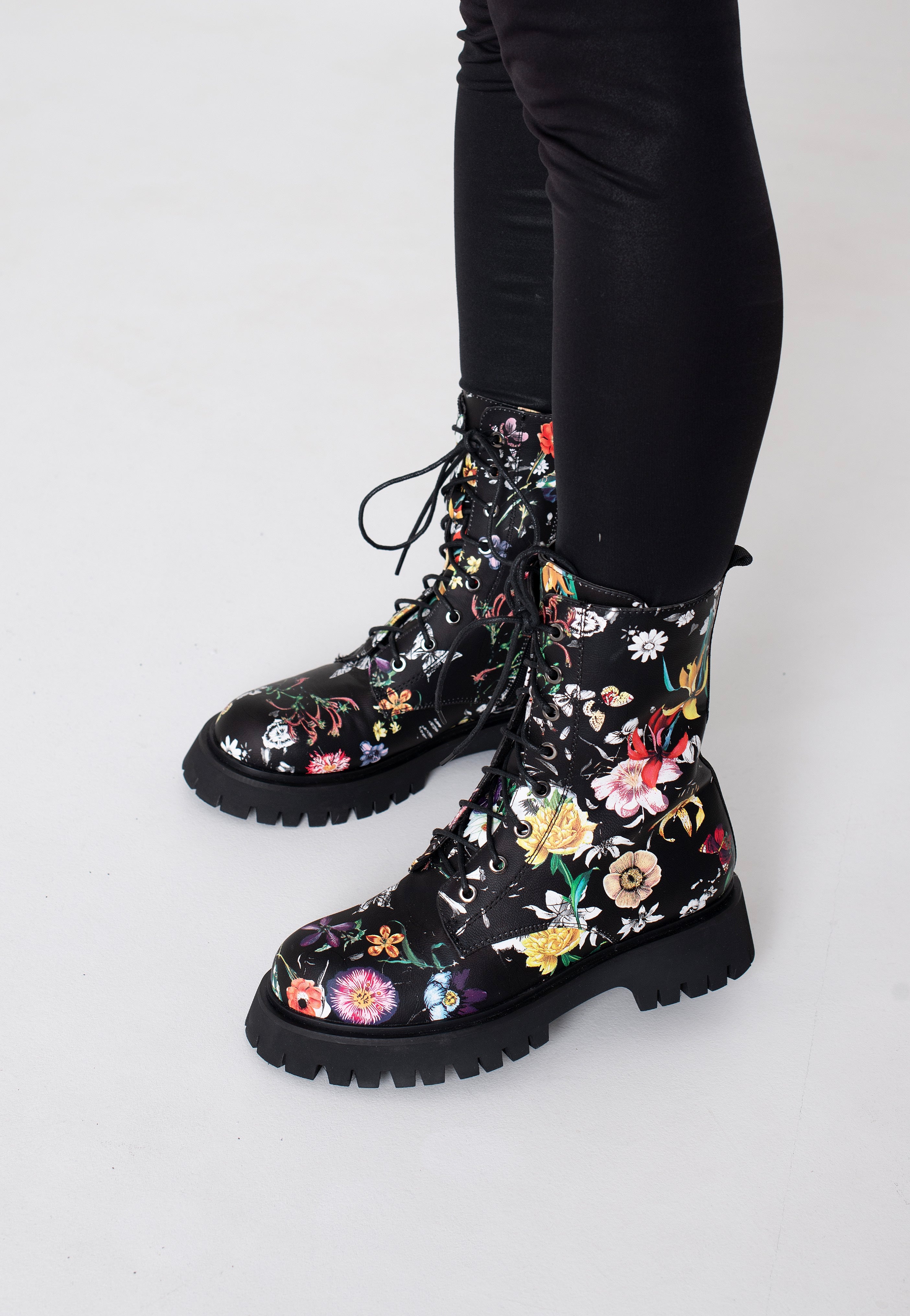 Koi Footwear - Garden Games Floral Print Black - Girl Shoes | Women-Image