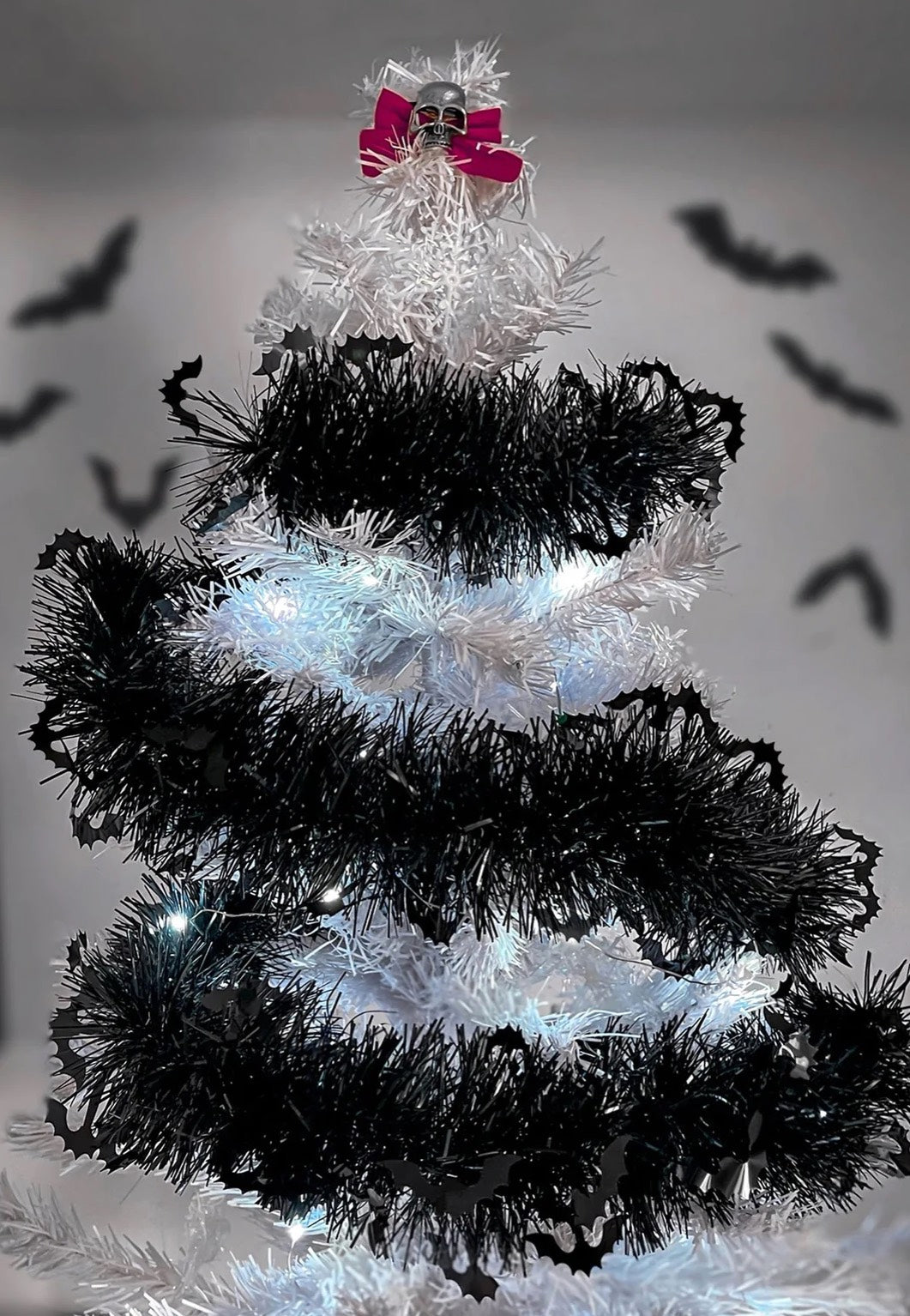 Killstar - Spooky Black - Tinsel | Neutral-Image