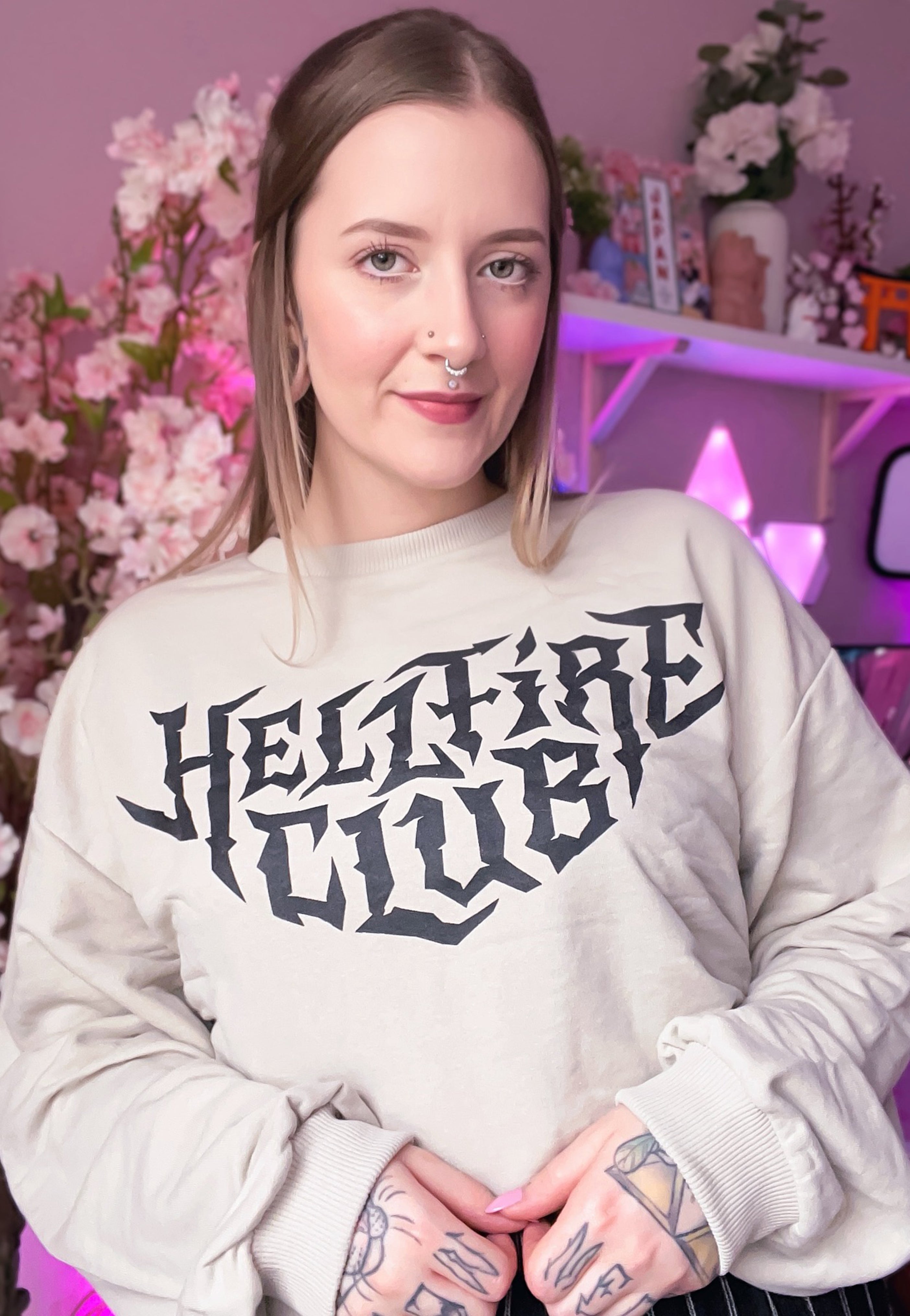 Stranger Things - Hellfire Front Print Bubble White - Sweater | Women-Image