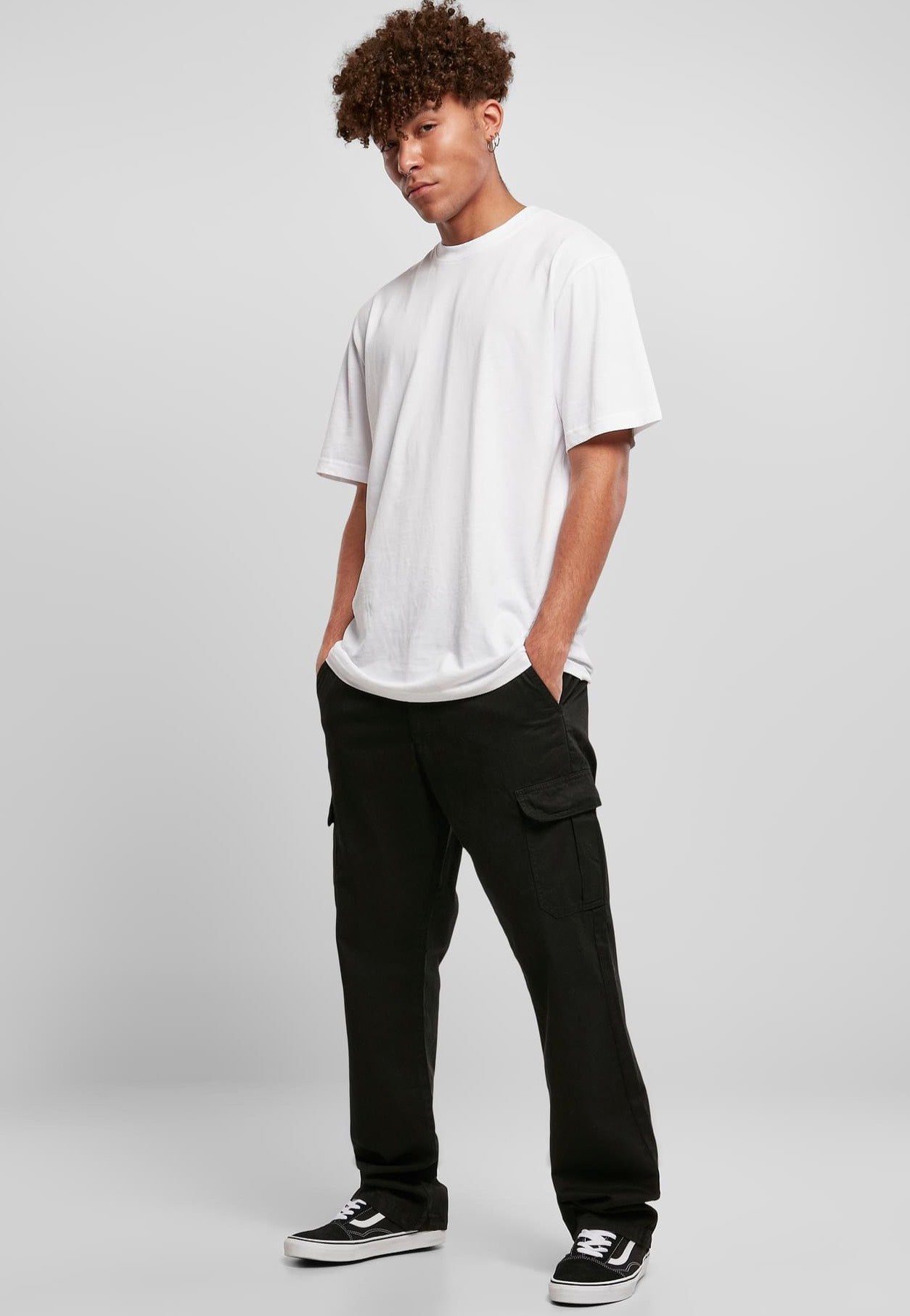 Urban Classics - Straight Leg Cargo Black - Pants | Men-Image