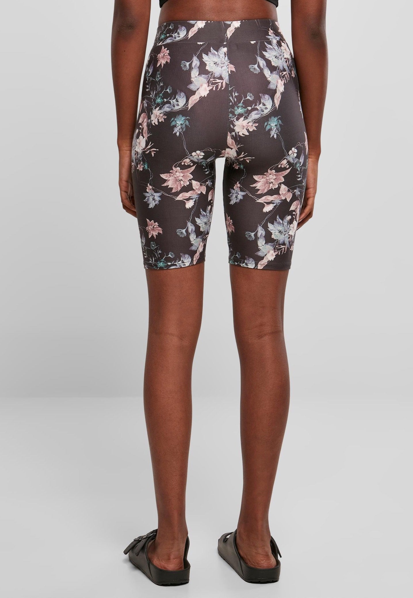 Urban Classics - Ladies Soft AOP Cycle Blacksoftflower - Shorts | Women-Image