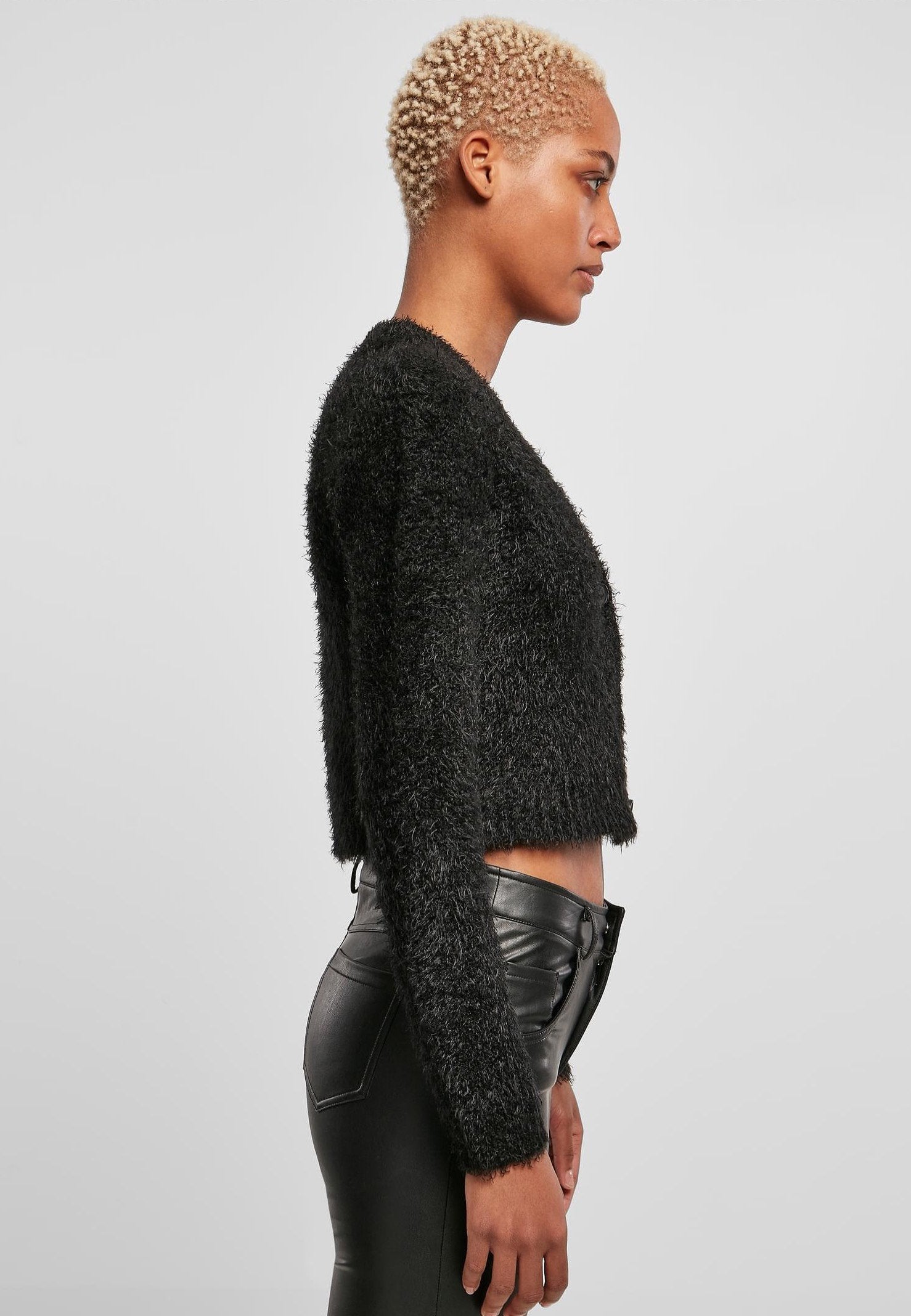 Urban Classics - Ladies Cropped Feather Black - Cardigan | Women-Image