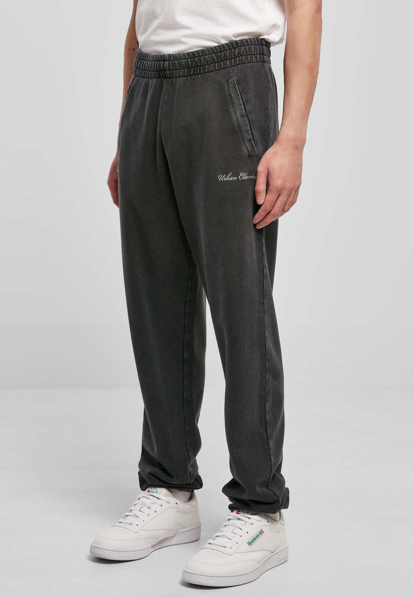 Urban Classics - Small Embroidery Black - Sweat Pants | Men-Image