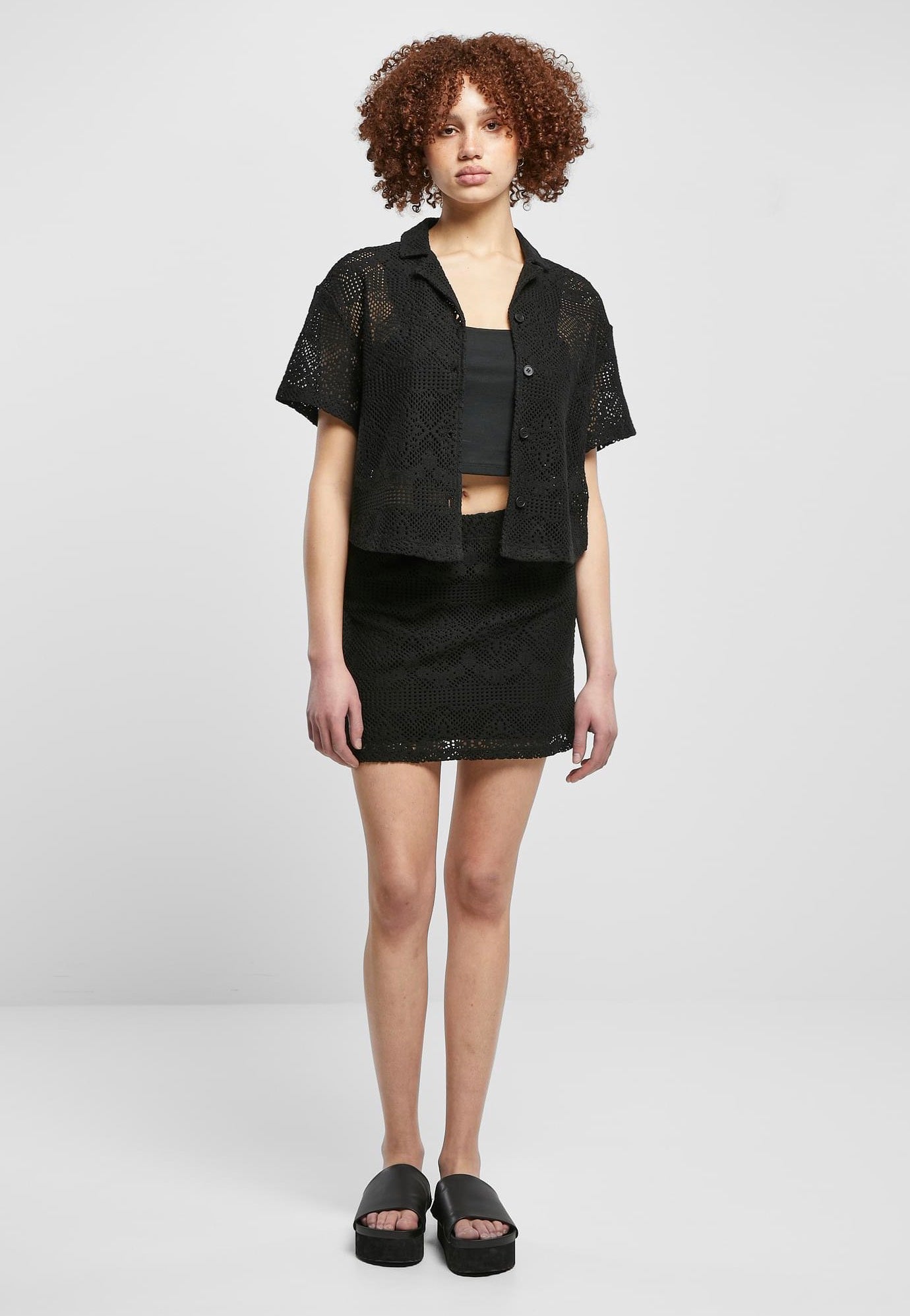 Urban Classics - Ladies Crochet Lace Resort Black - Shirt | Women-Image