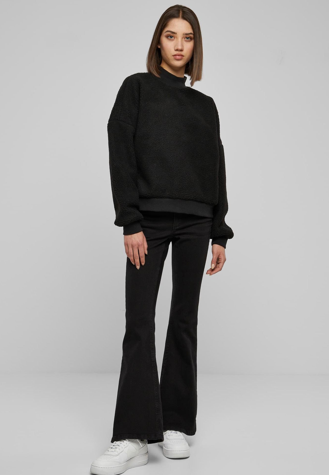 Urban Classics - Sherpa Crewneck Black - Pullover | Women-Image