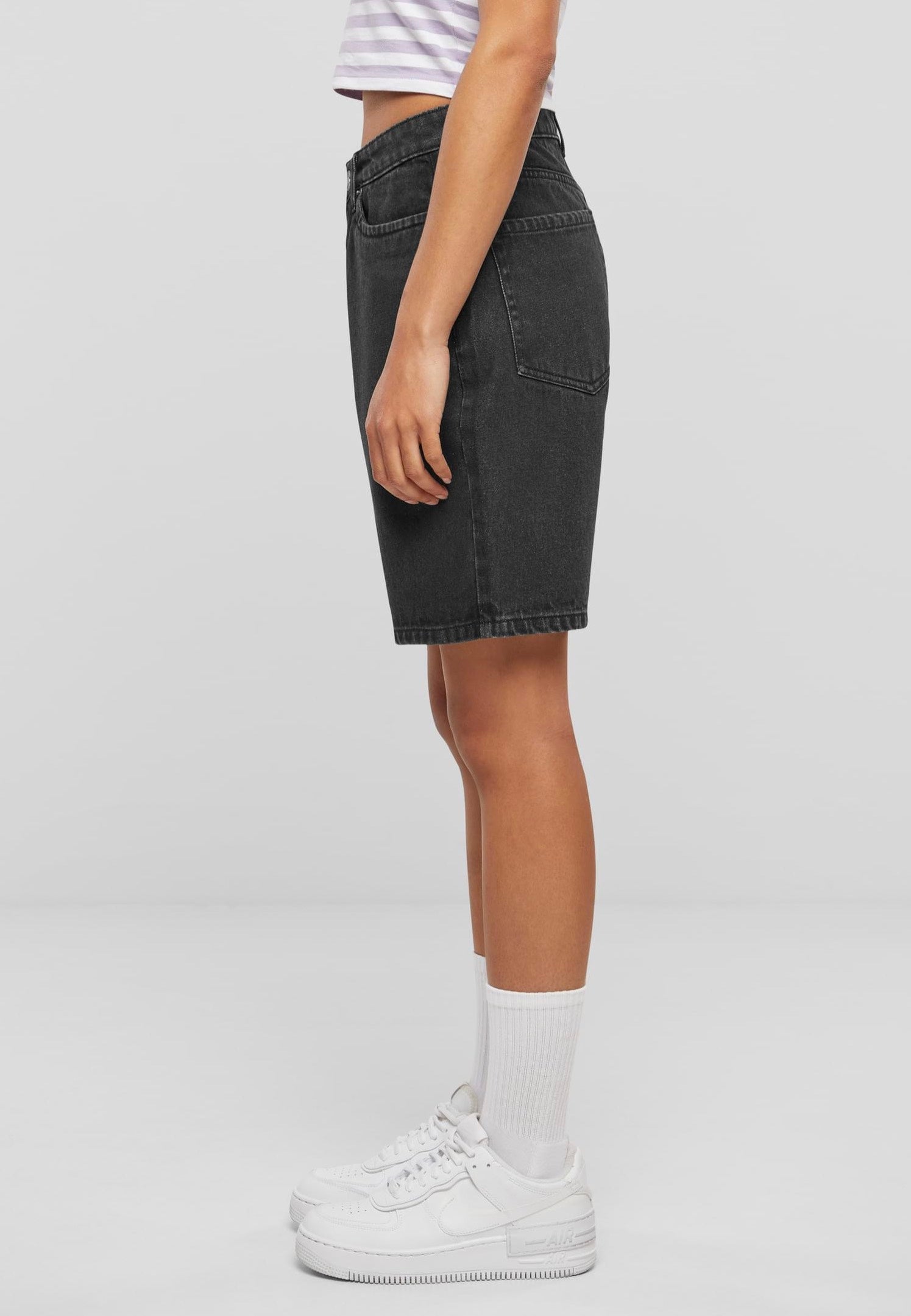 Urban Classics - Ladies 90‘s Bermuda Black Washed - Shorts | Women-Image