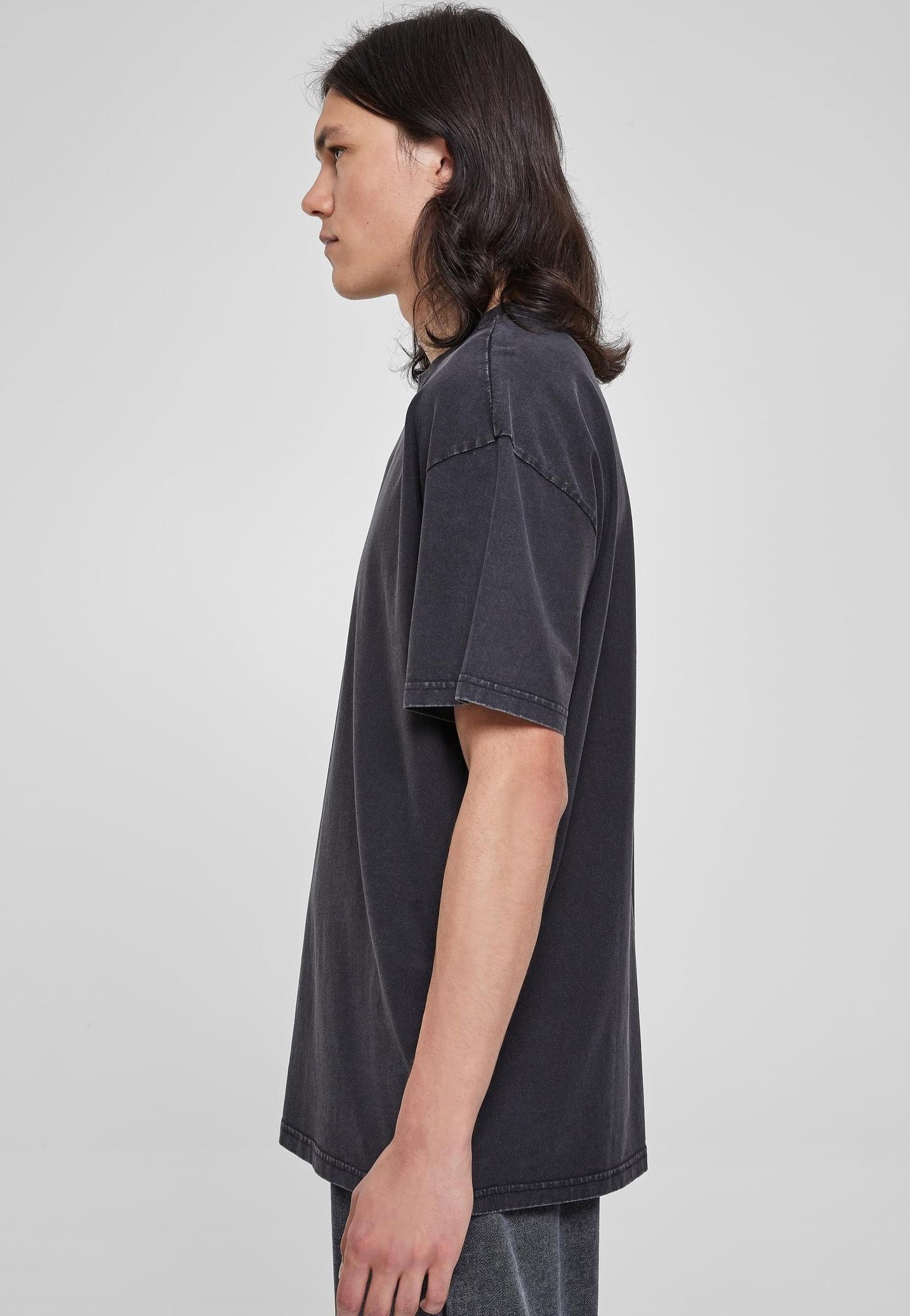 Urban Classics - Heavy Oversized Acid Wash Black - T-Shirt | Men-Image