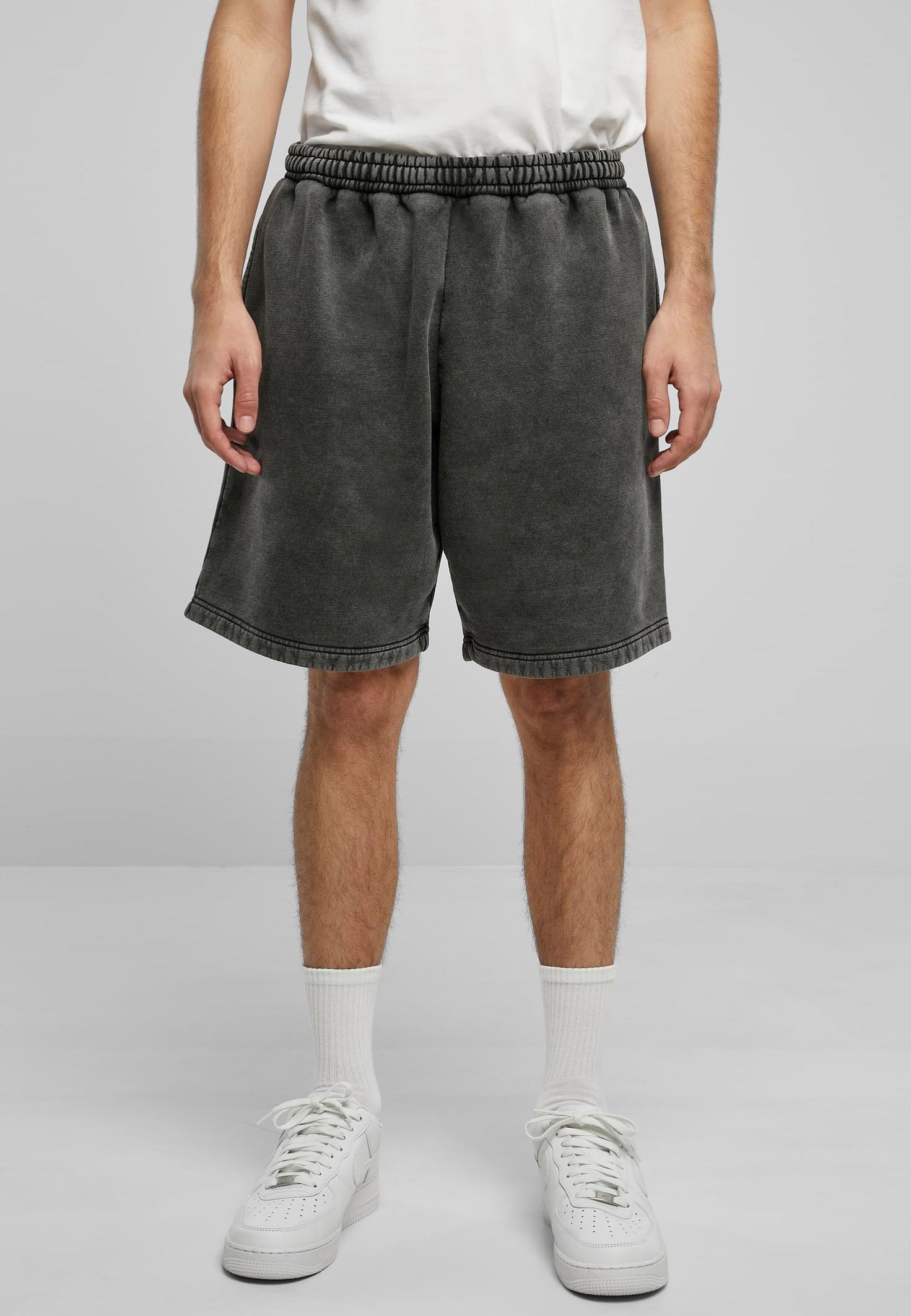 Urban Classics - Heavy Sand Washed Black - Shorts | Men-Image