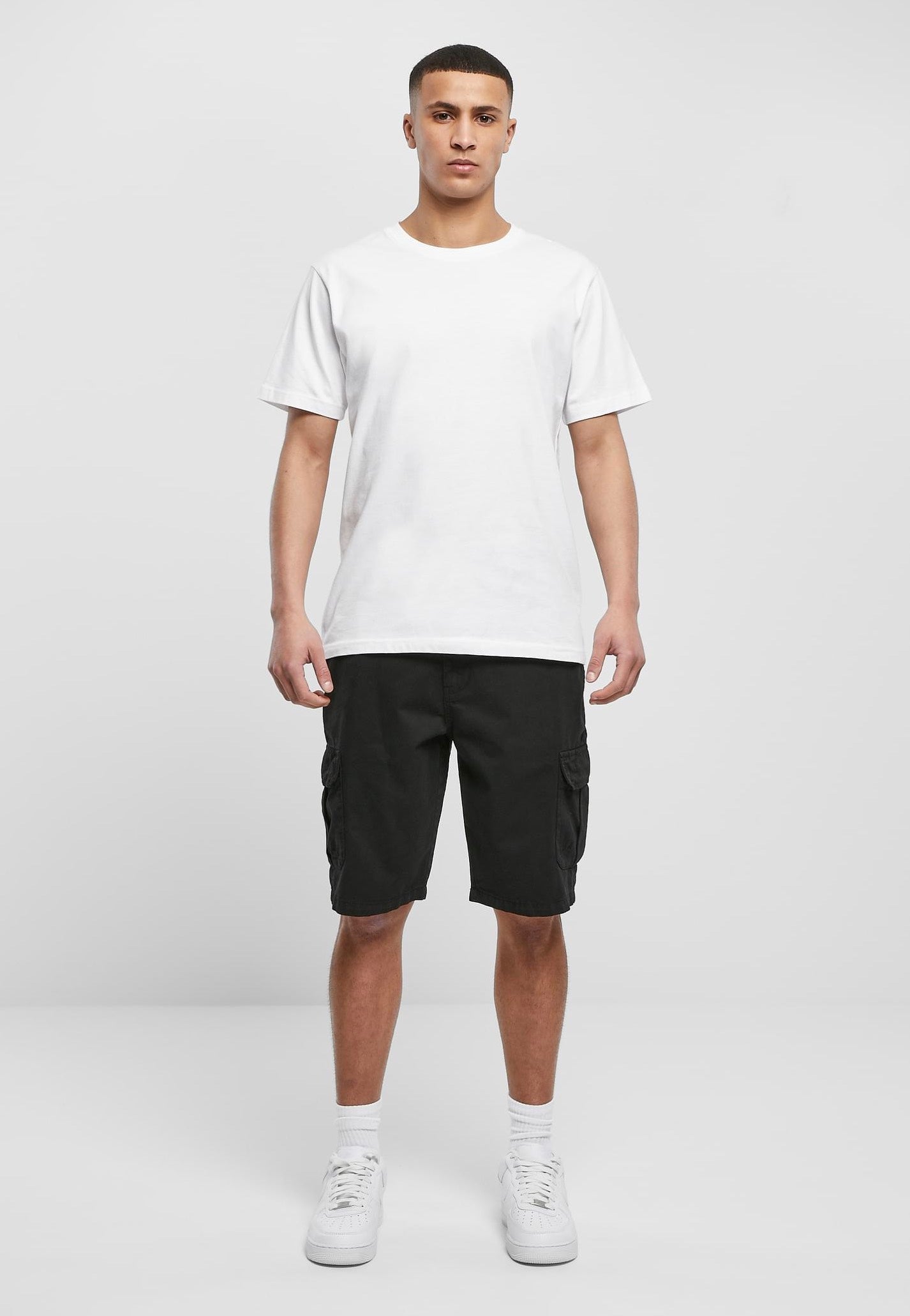 Urban Classics - Big Cargo Black - Shorts | Men-Image