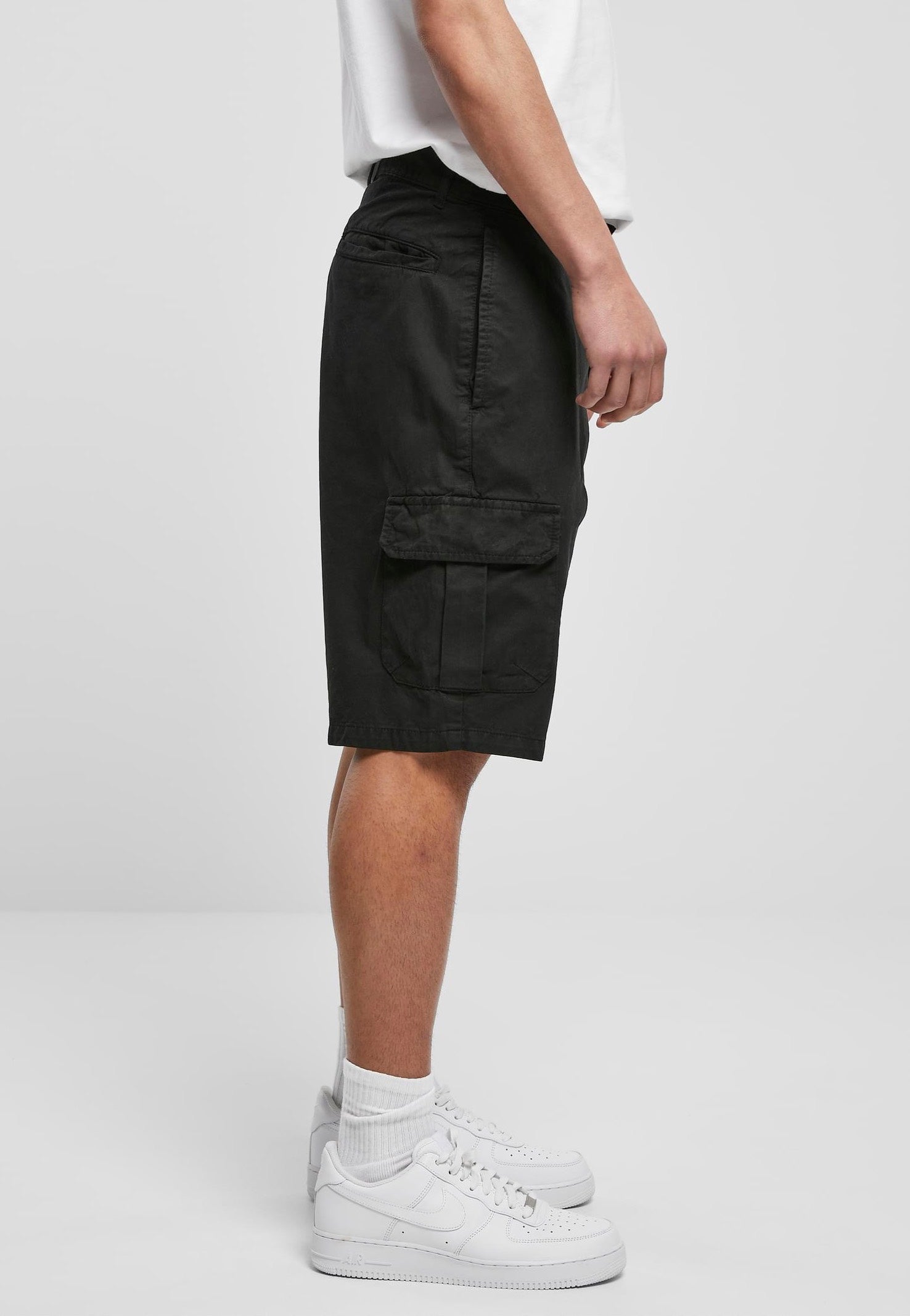 Urban Classics - Big Cargo Black - Shorts | Men-Image