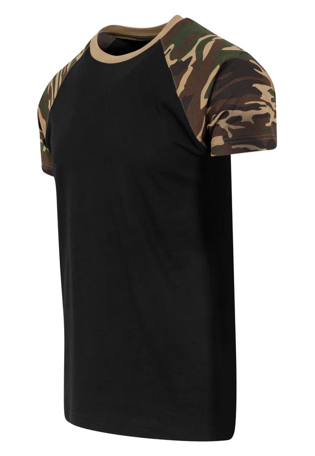 Urban Classics - Raglan Contrast Black/Woodcamo - T-Shirt | Men-Image