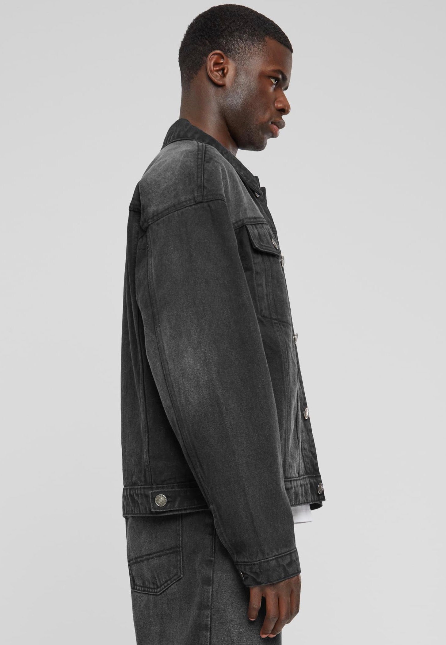 Urban Classics - Heavy Ounce Boxy Denim Black Washed - Jeans Jacket | Men-Image