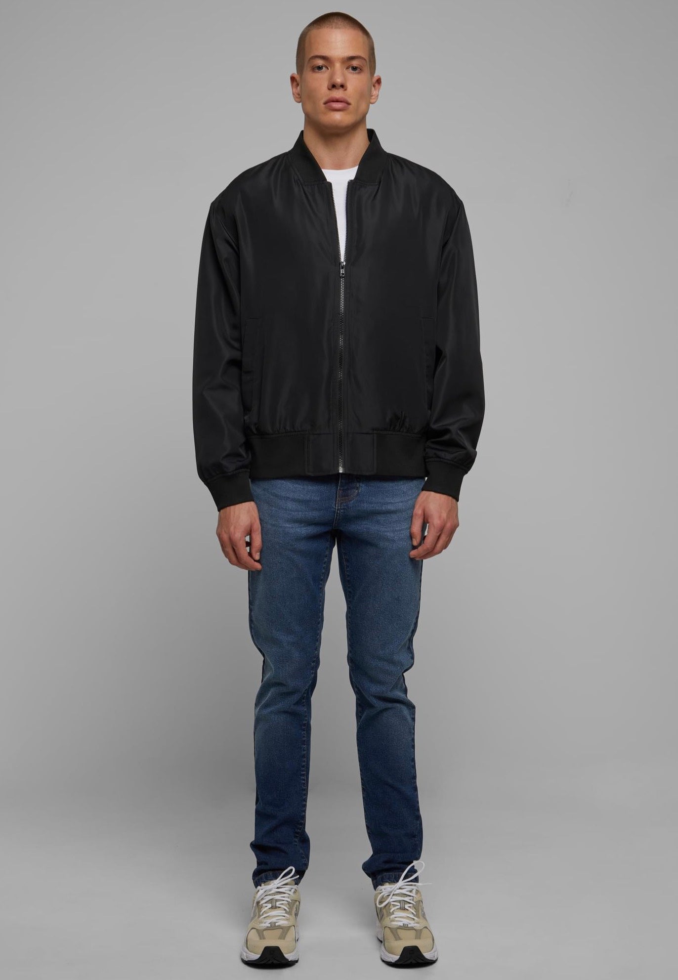 Urban Classics - Recycled Bomber Black - Jacket | Men-Image