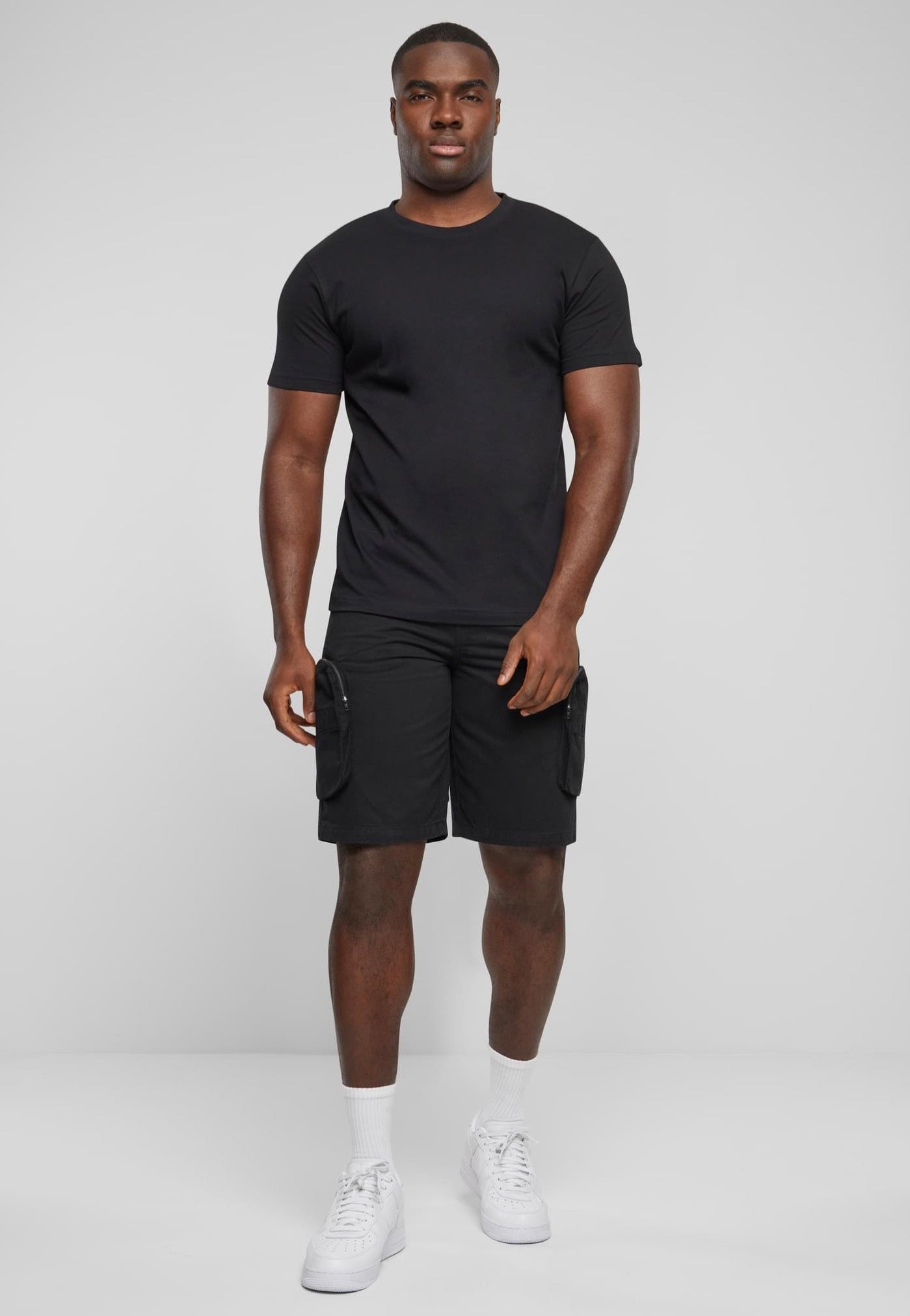 Urban Classics - Baggy Cargo Black - Shorts | Men-Image