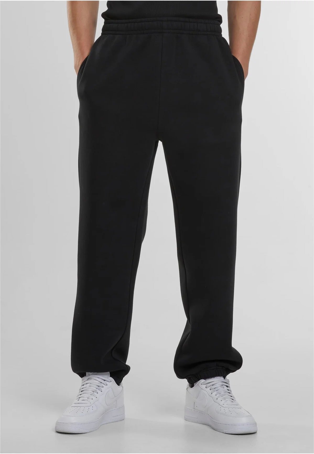 Urban Classics - Fluffy Black - Sweat Pants | Men-Image