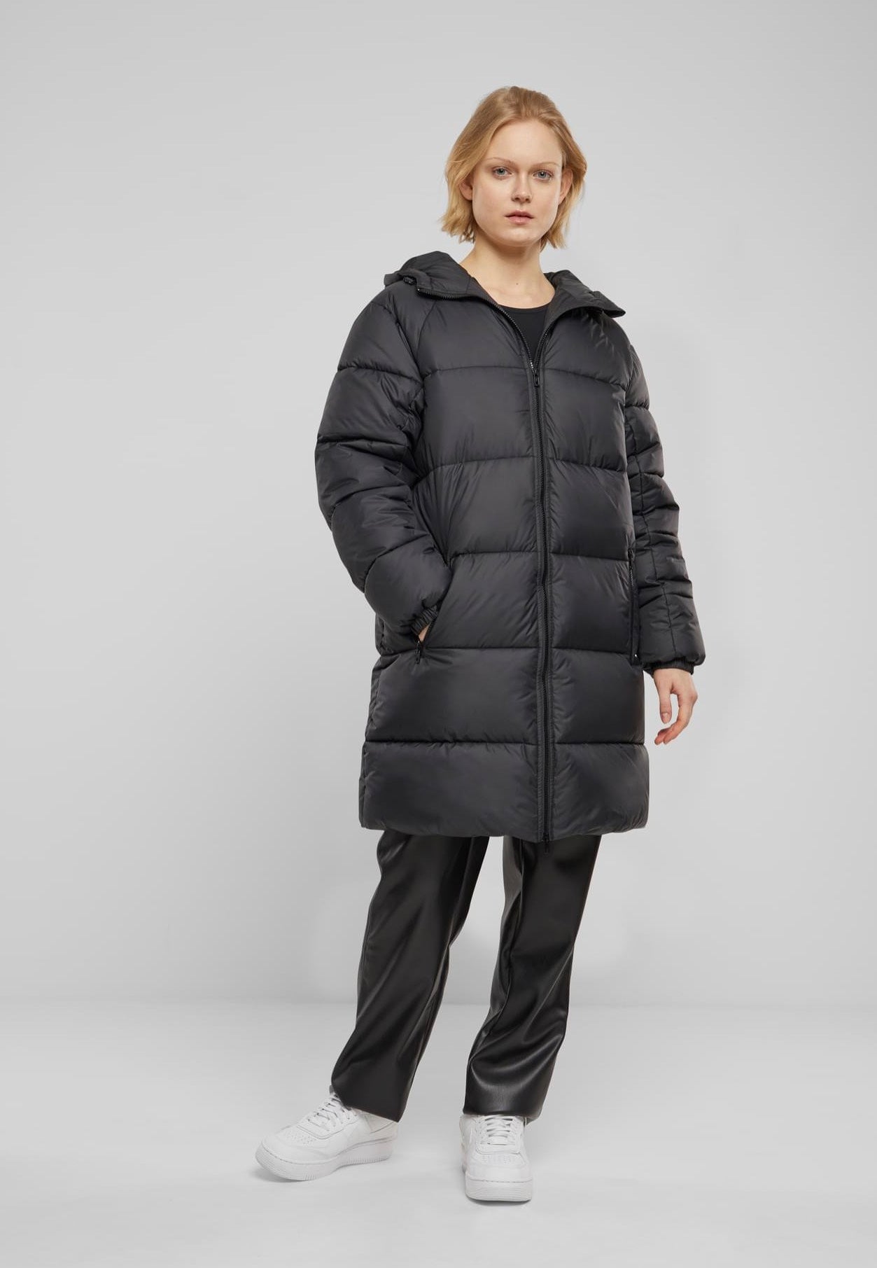 Urban Classics - Ladies Long Puffer Black - Jacket | Women-Image