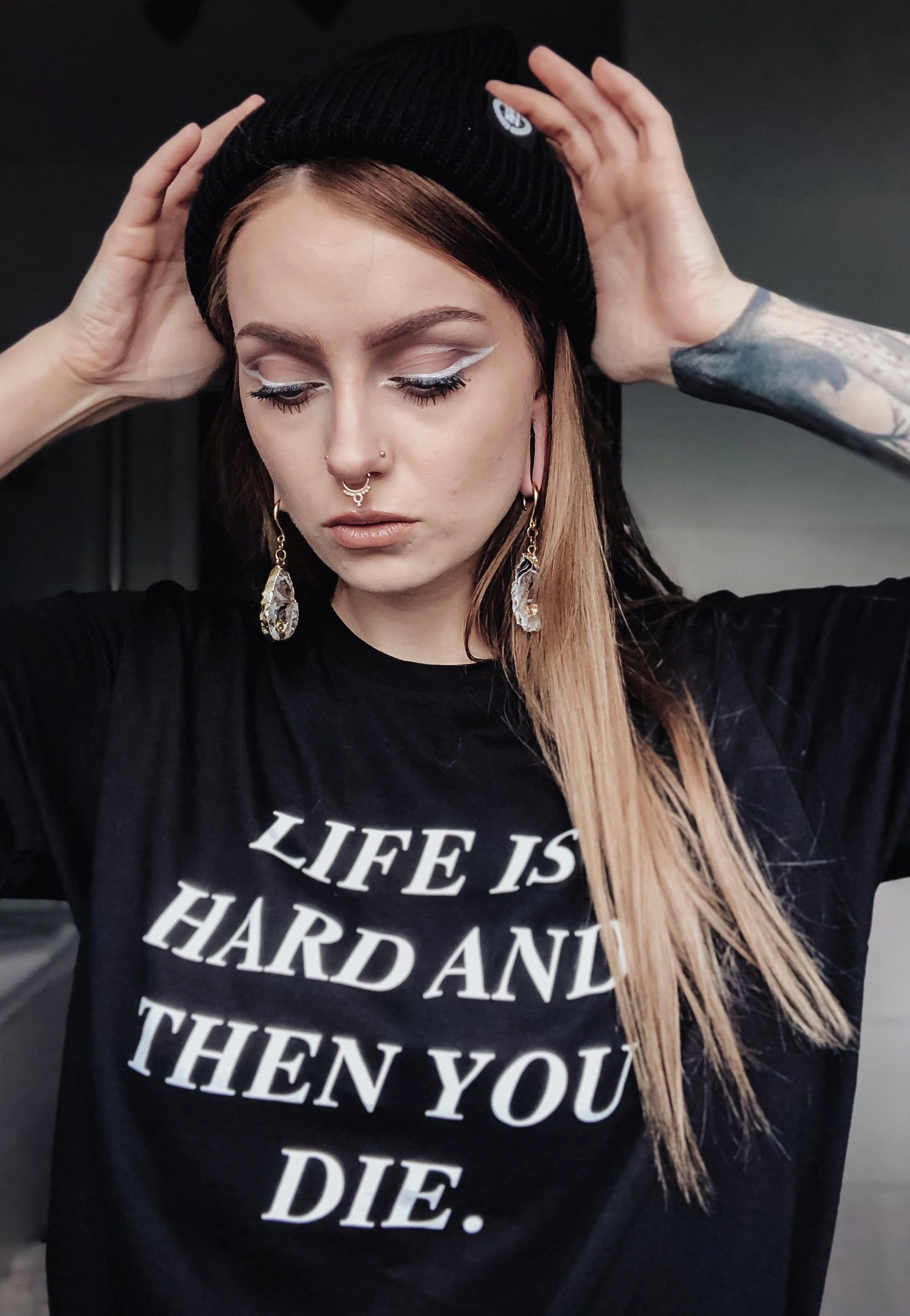 Fuchsteufelswild - Life Is Hard - T-Shirt