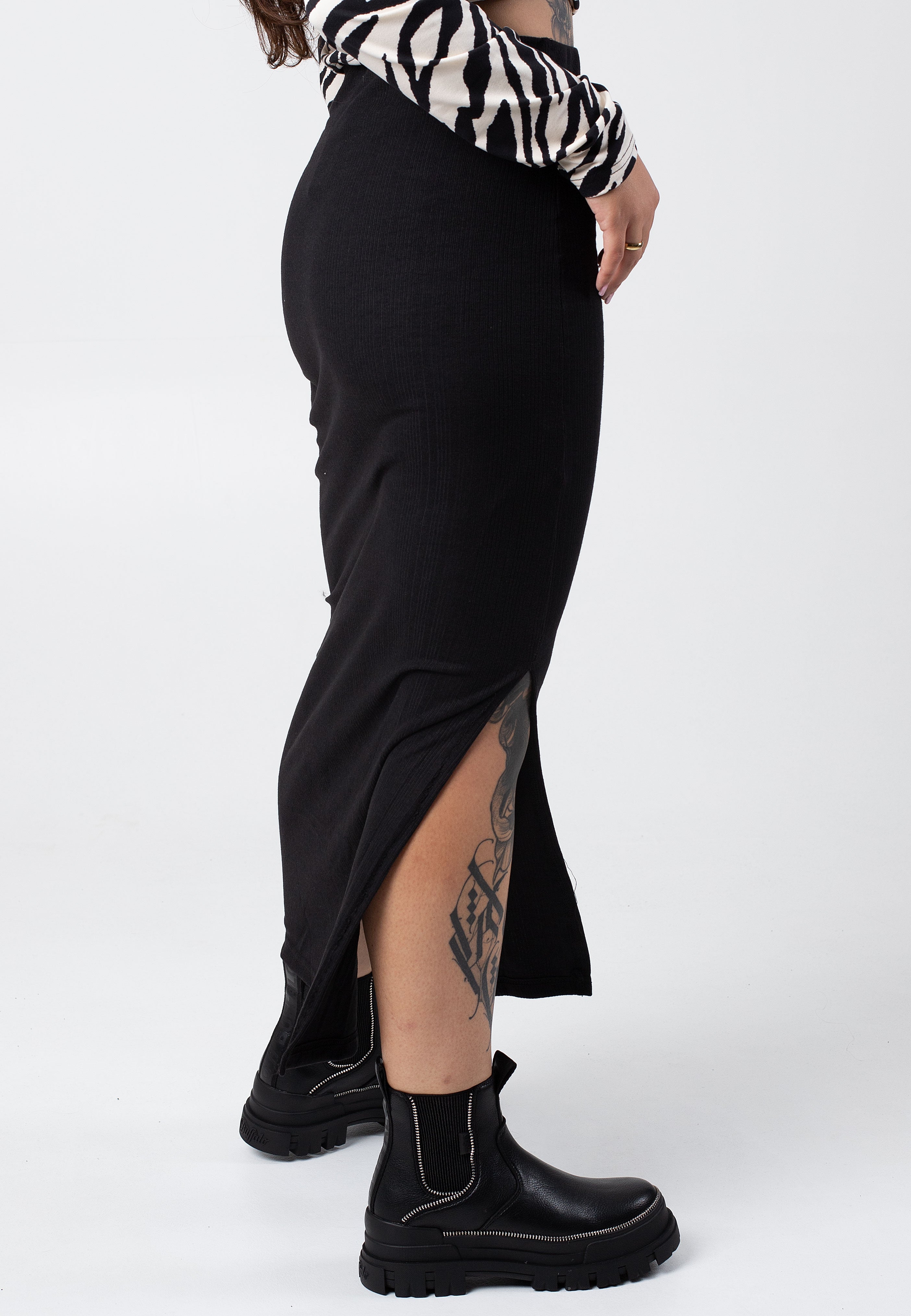 Urban Classics - Ladies Rib High Slit Black - Skirt | Women-Image