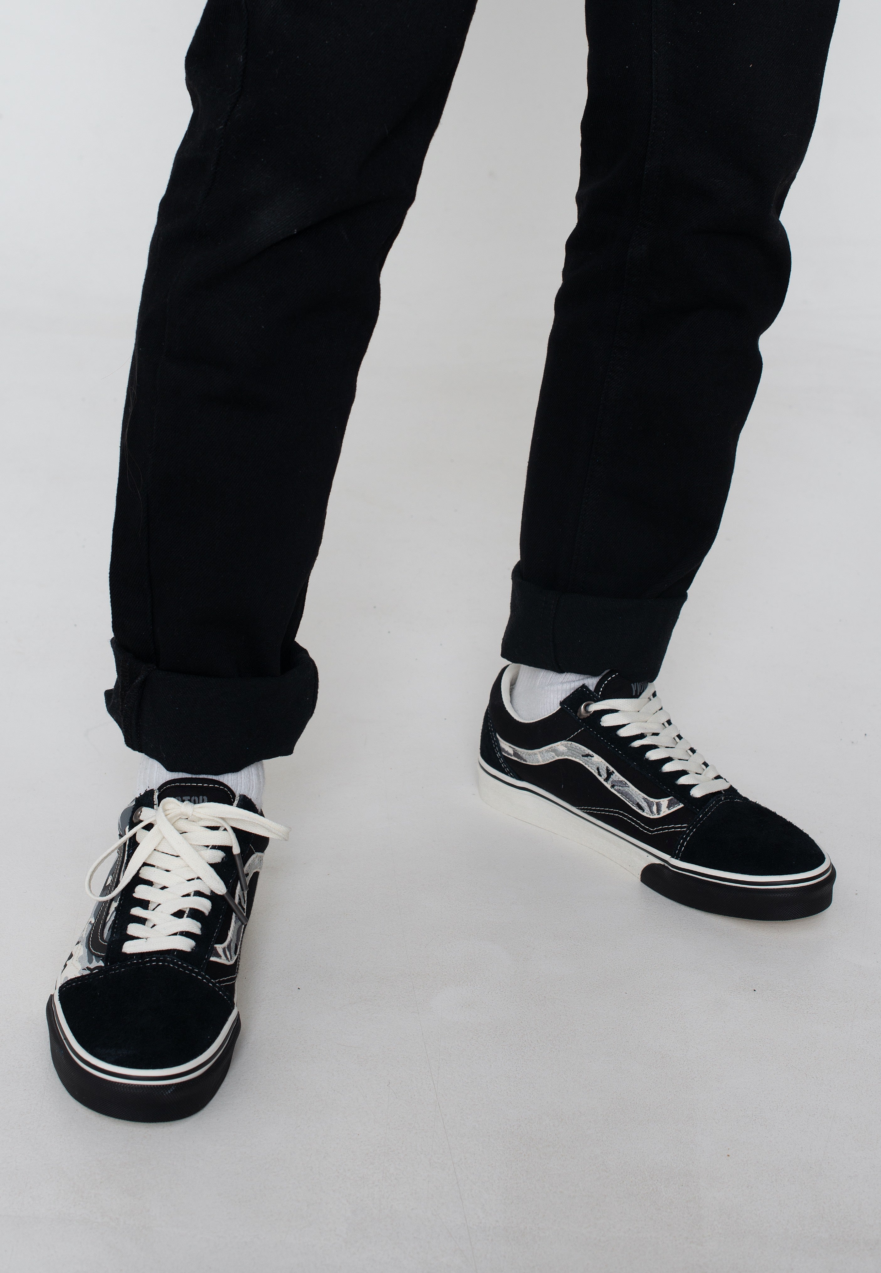 Vans - Old Skool Black/Marshmallow - Shoes | Men-Image