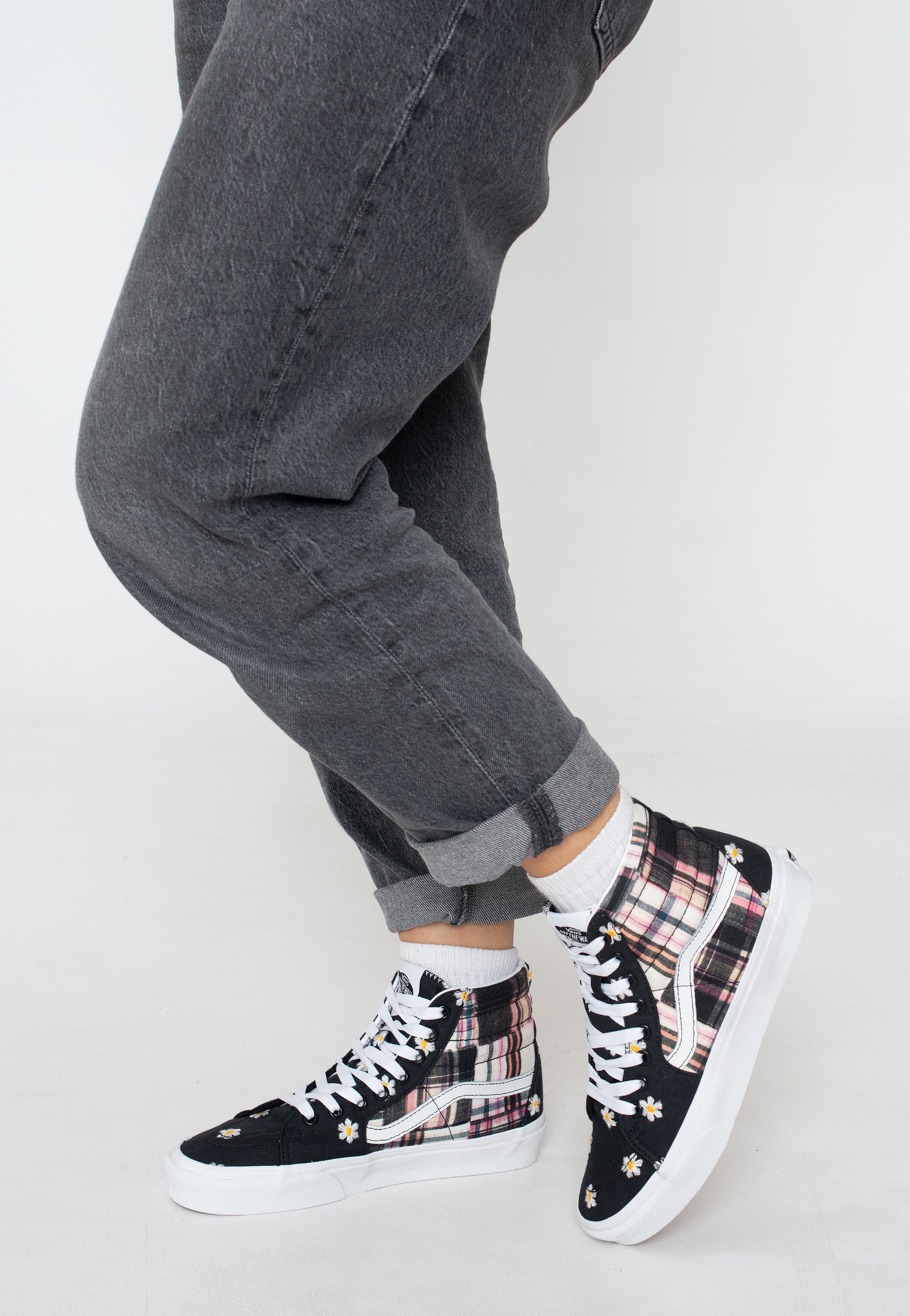 Vans - Sk8 Hi Floral Plaid Patchwork - Girl Shoes | Women-Image