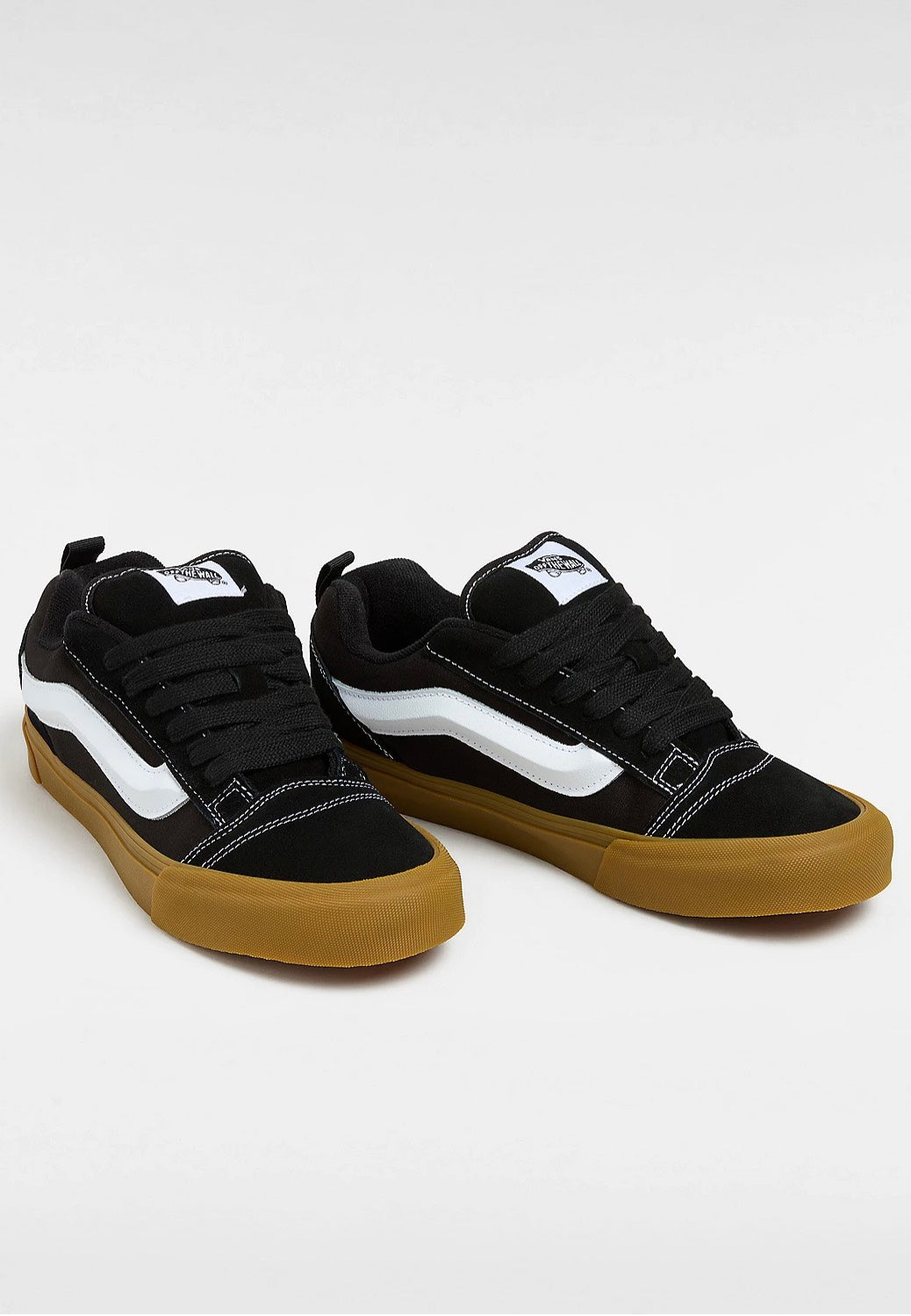 Vans - Knu Skool Black/Gum - Shoes | Men-Image