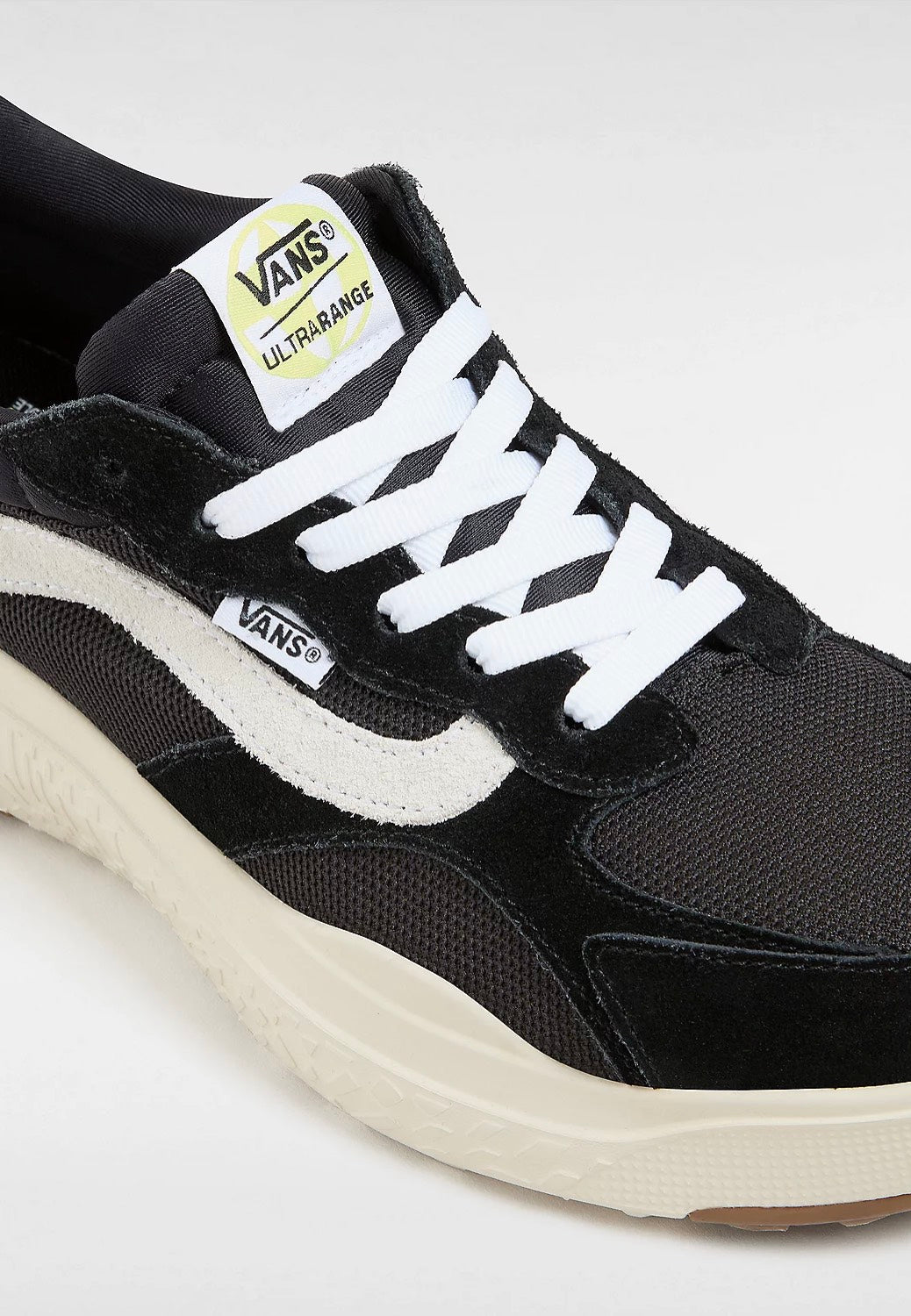 Vans - MTE Ultrarange Neo VR3 Black/White - Shoes | Men-Image