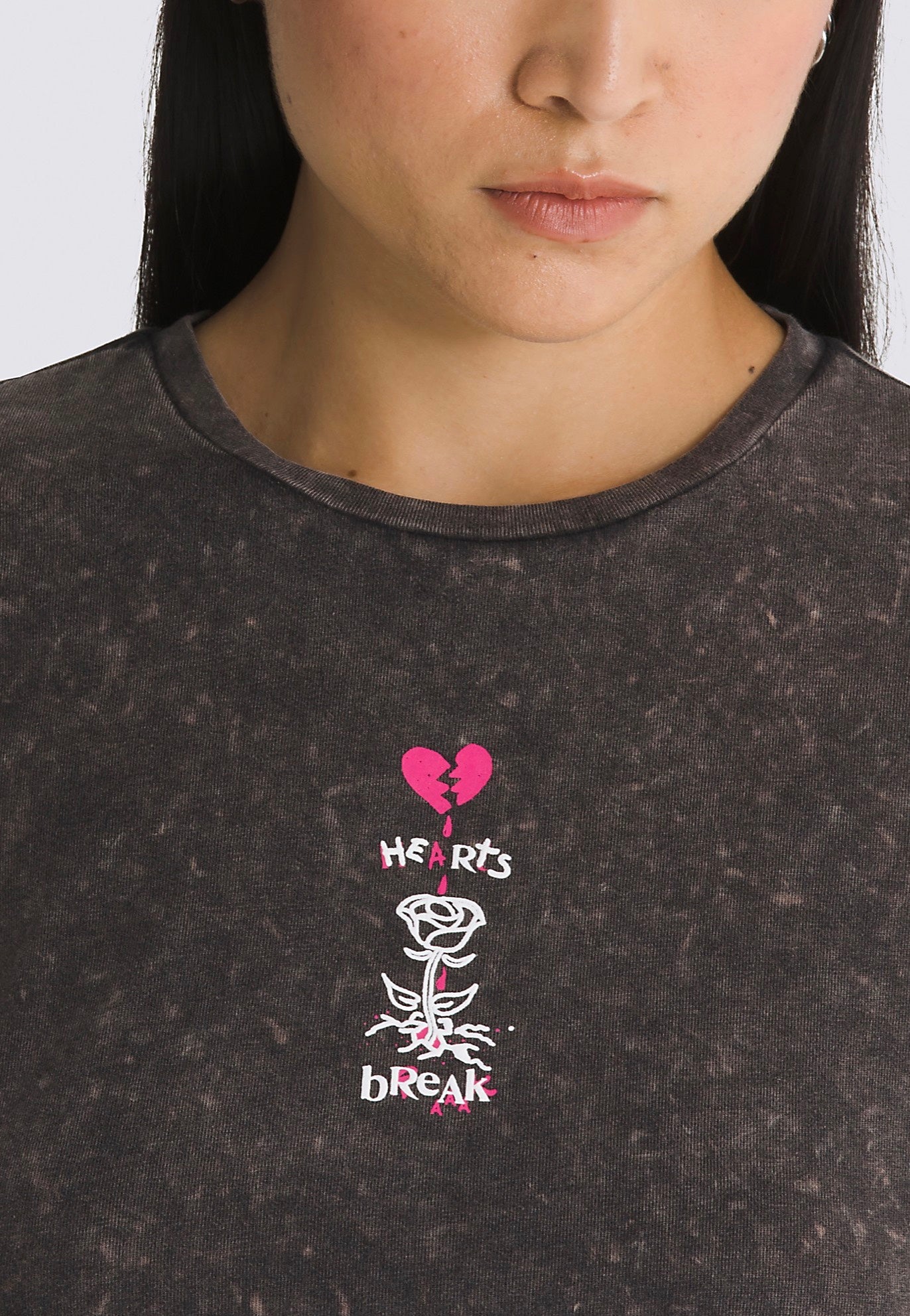 Vans - Heartbreaker Crew Crop II Black - T-Shirt | Women-Image